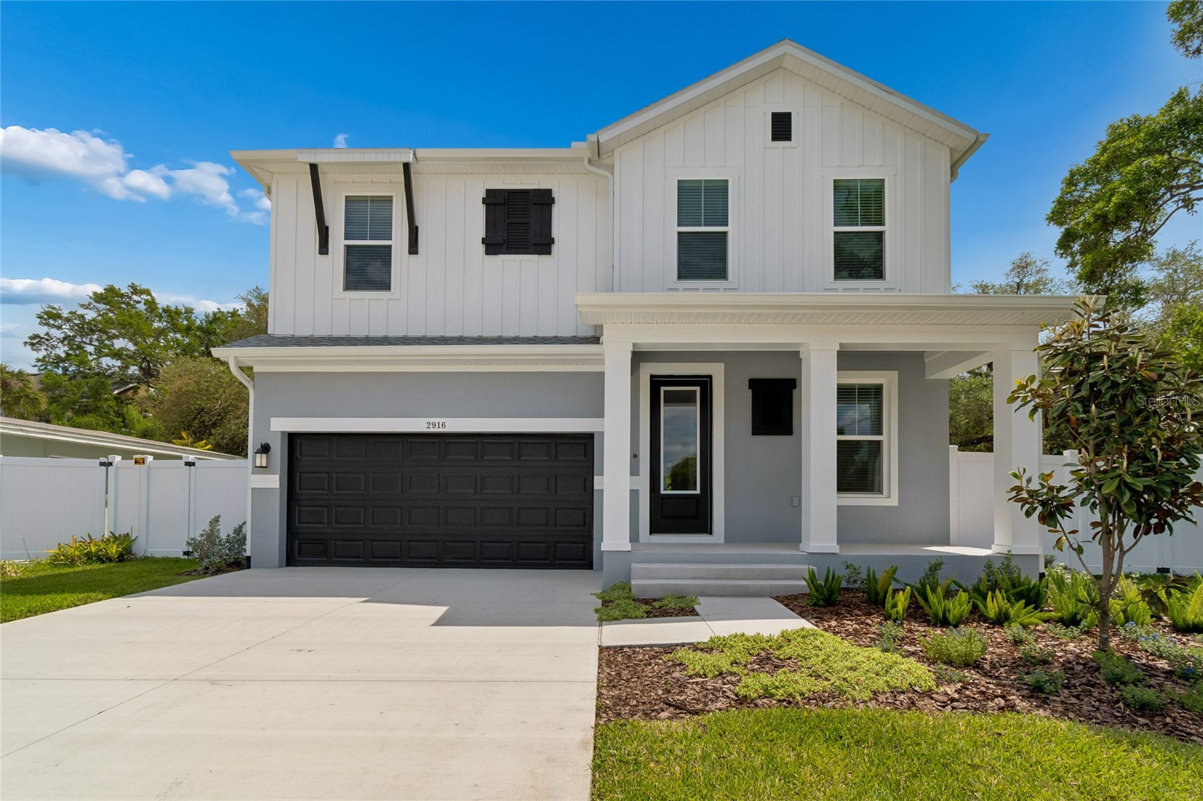 2916 W ELLIS DRIVE