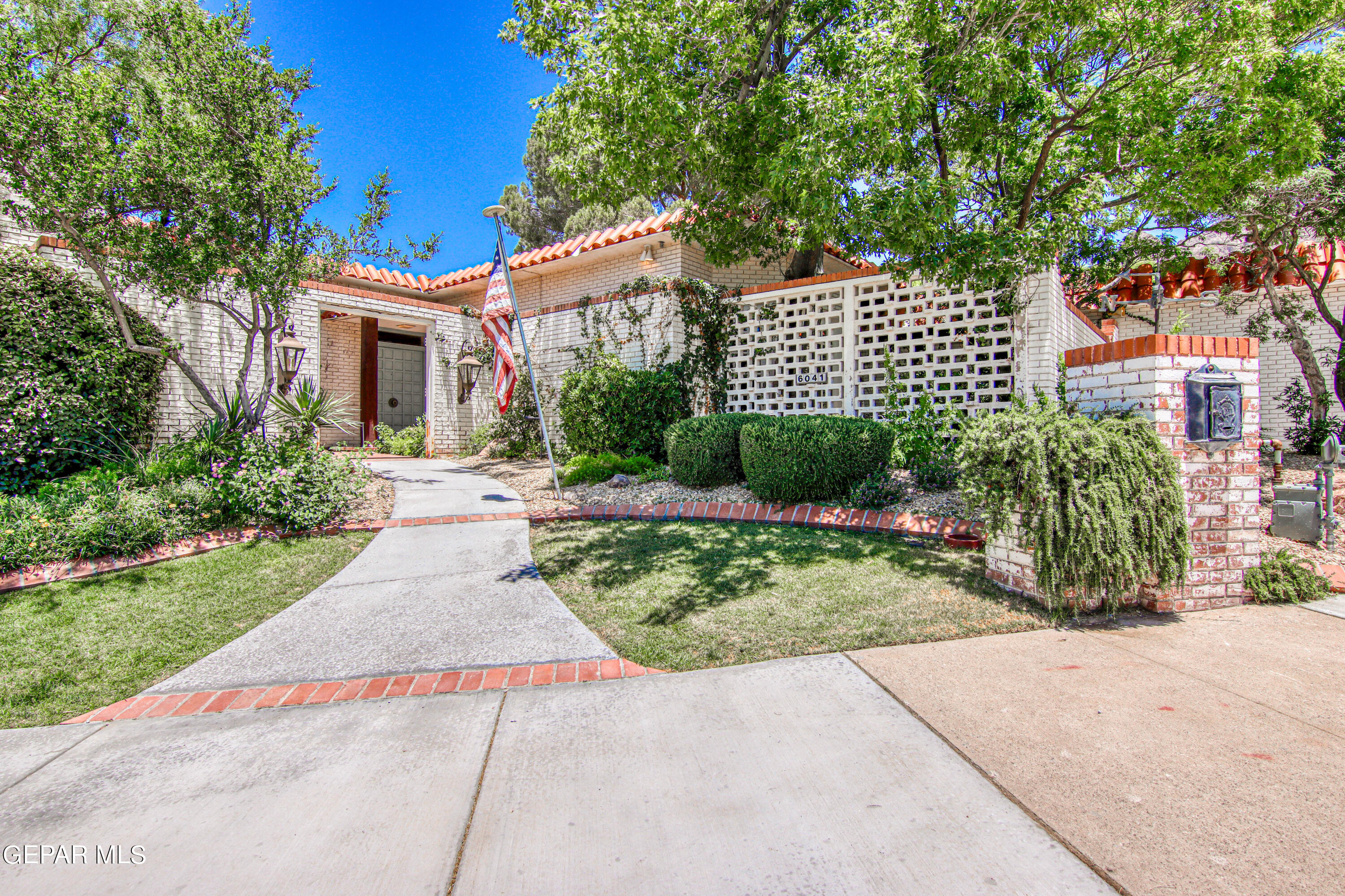 6041 TORREY PINES Drive, El Paso, TX 79912