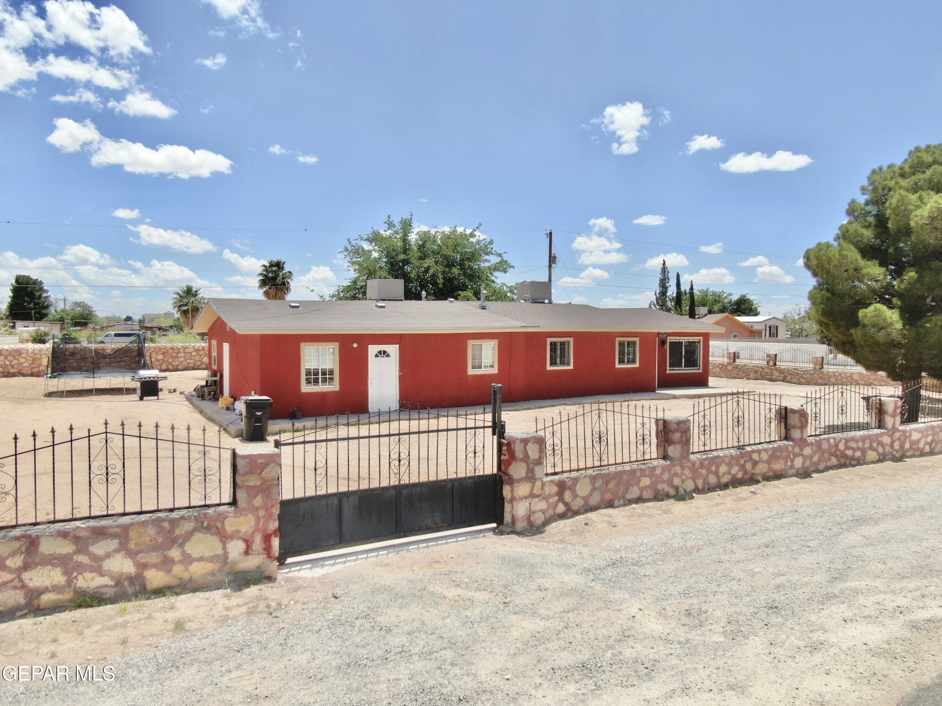 14900 WHITETAIL DEER Drive, El Paso, TX 79938