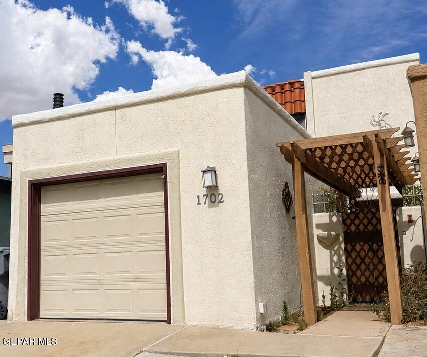 1702 CALLE PAZ Place, El Paso, TX 79935
