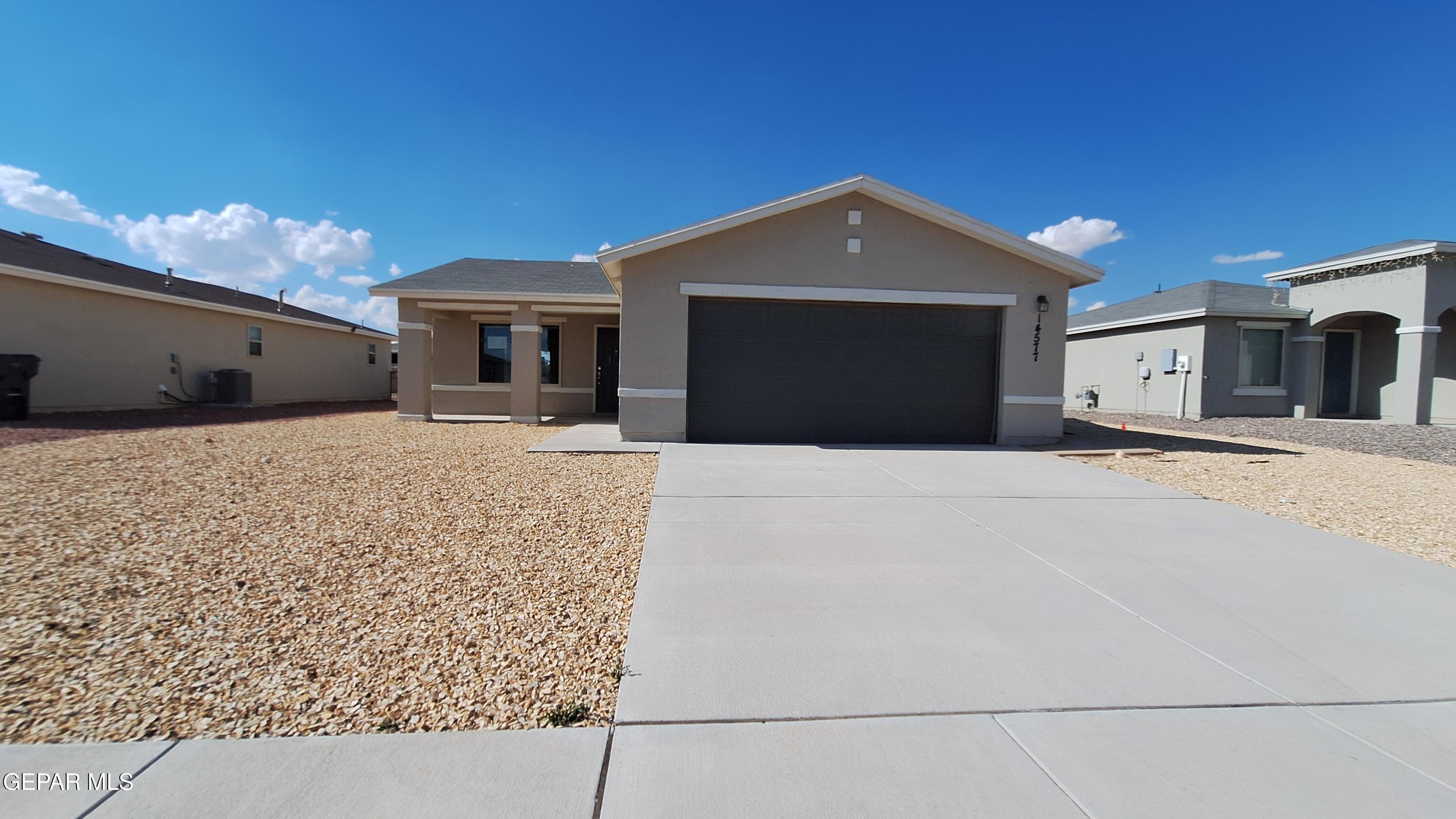 14577 Firewheel Avenue, Horizon City, TX 79928