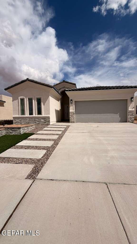 10895 FRANCISCO VAQUERA Drive, Socorro, TX 79927
