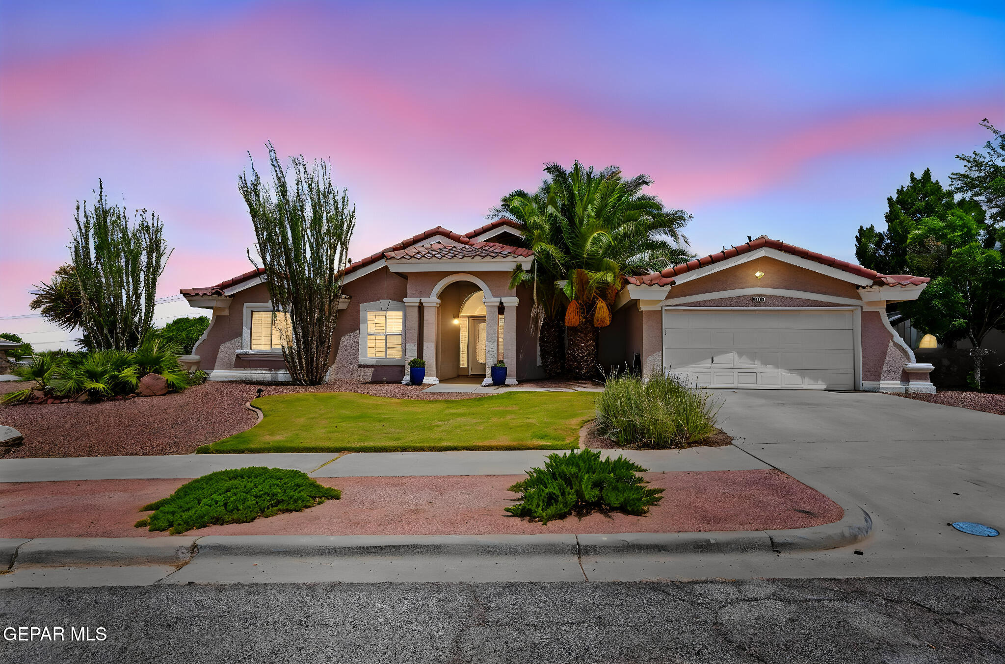 6641 GRAND RIDGE Drive, El Paso, TX 79912