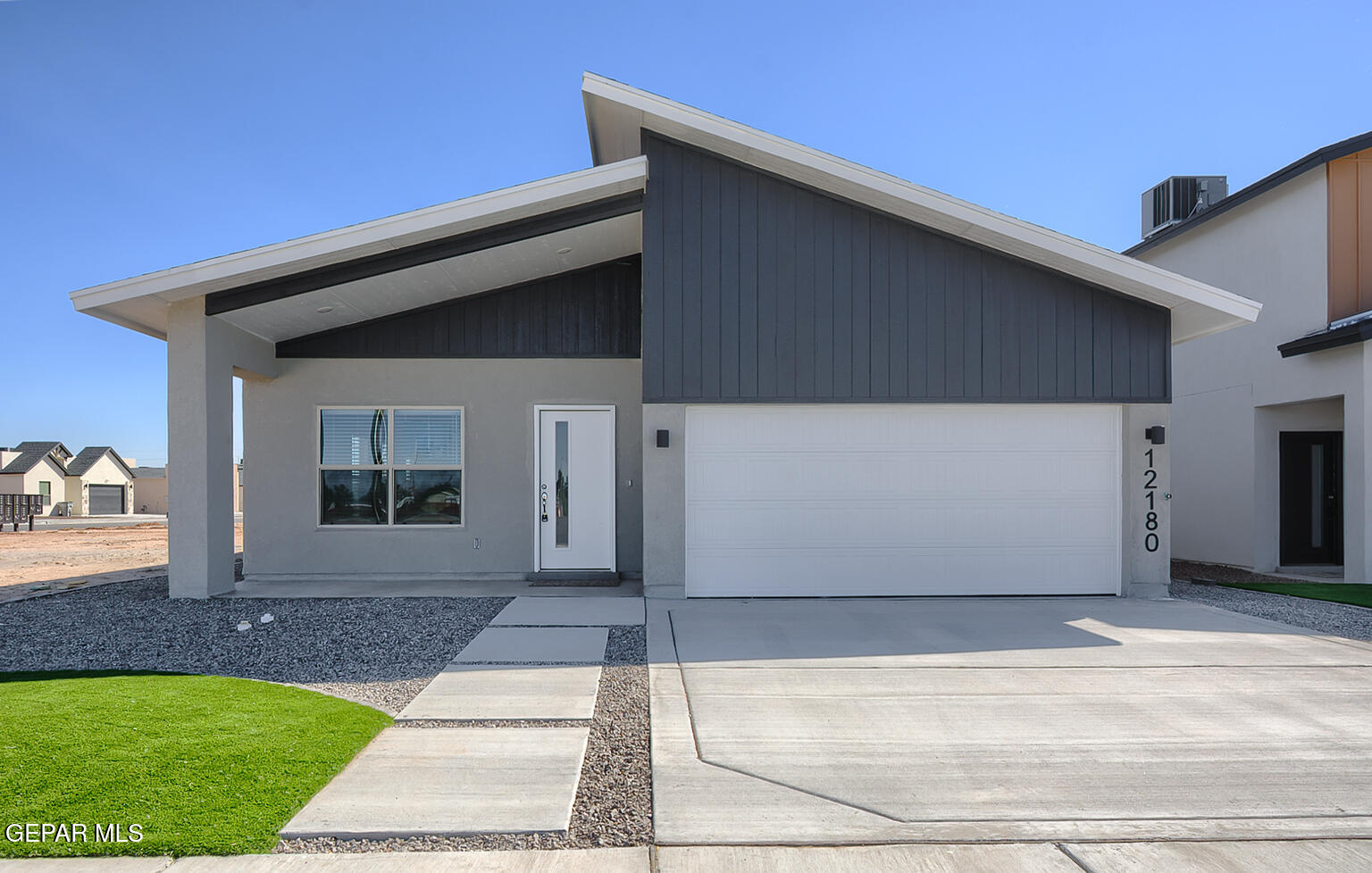 13865 Summer Wave Avenue, El Paso, TX 79928