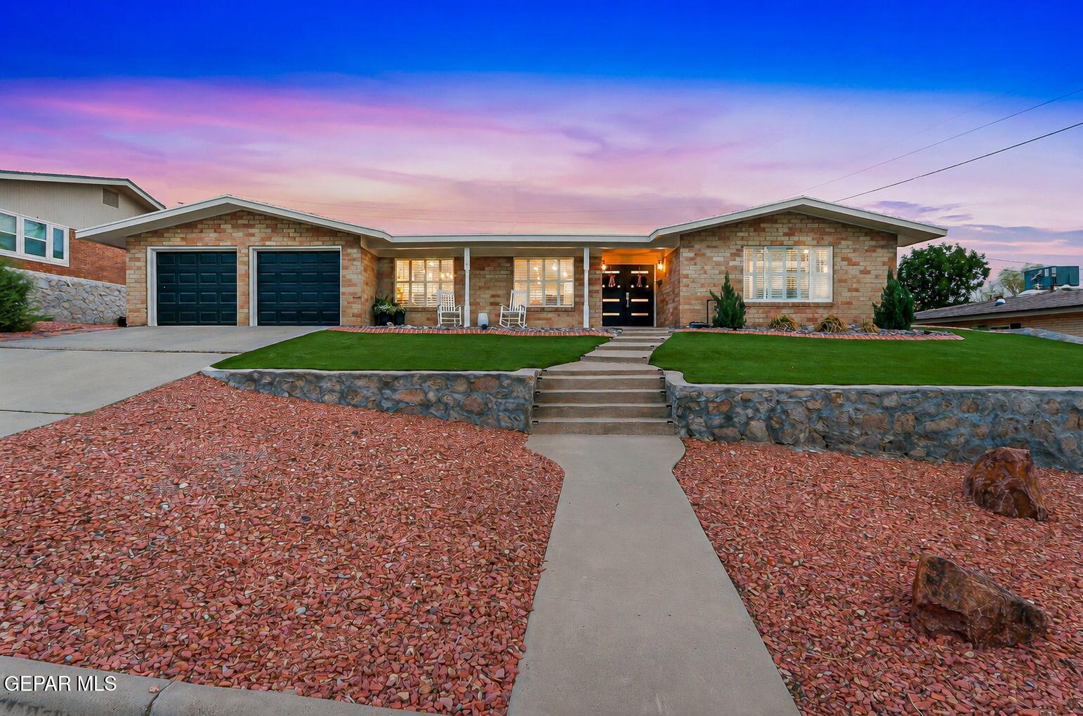 440 Stonebluff Road, El Paso, TX 79912