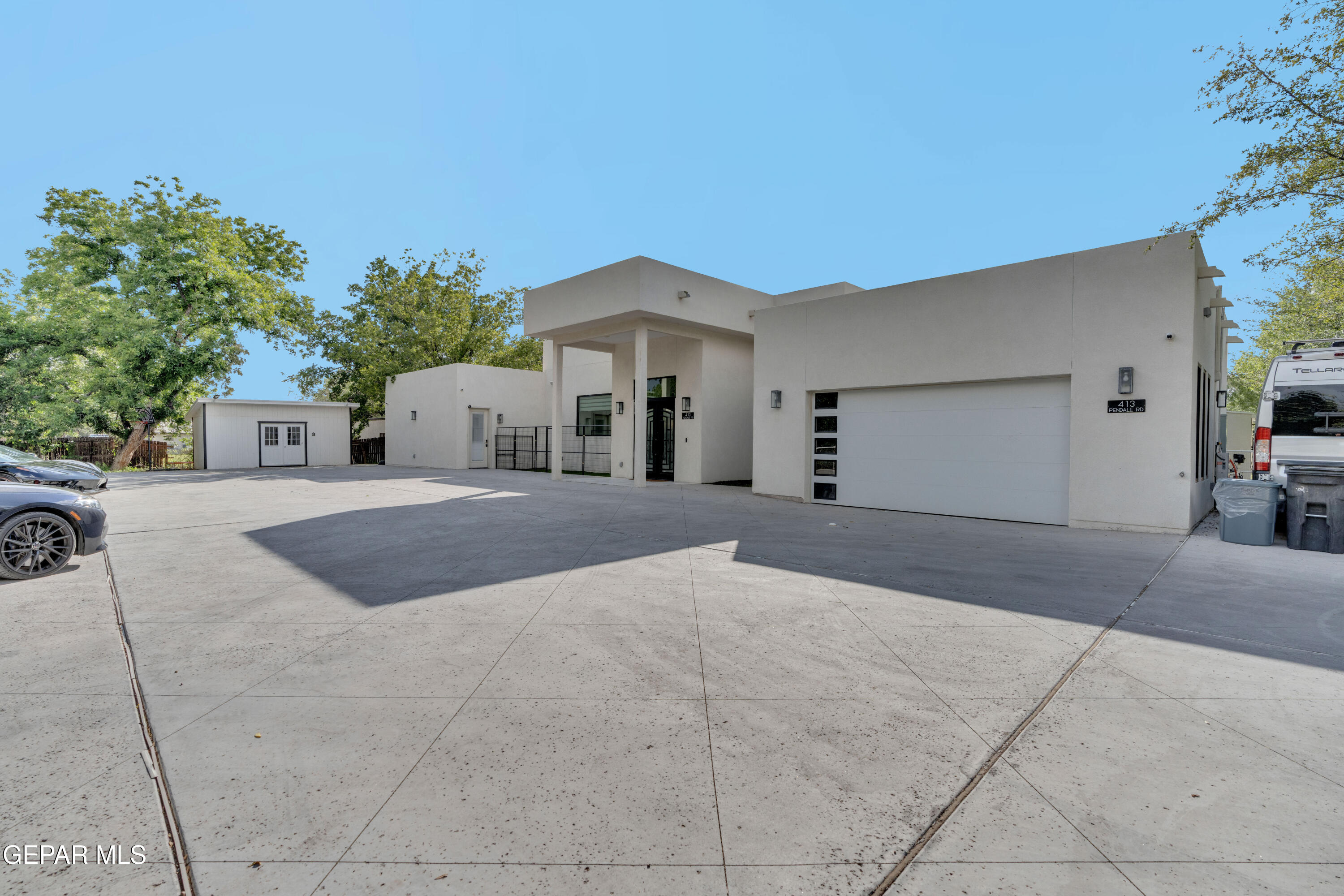 413 Pendale Road, El Paso, TX 79907