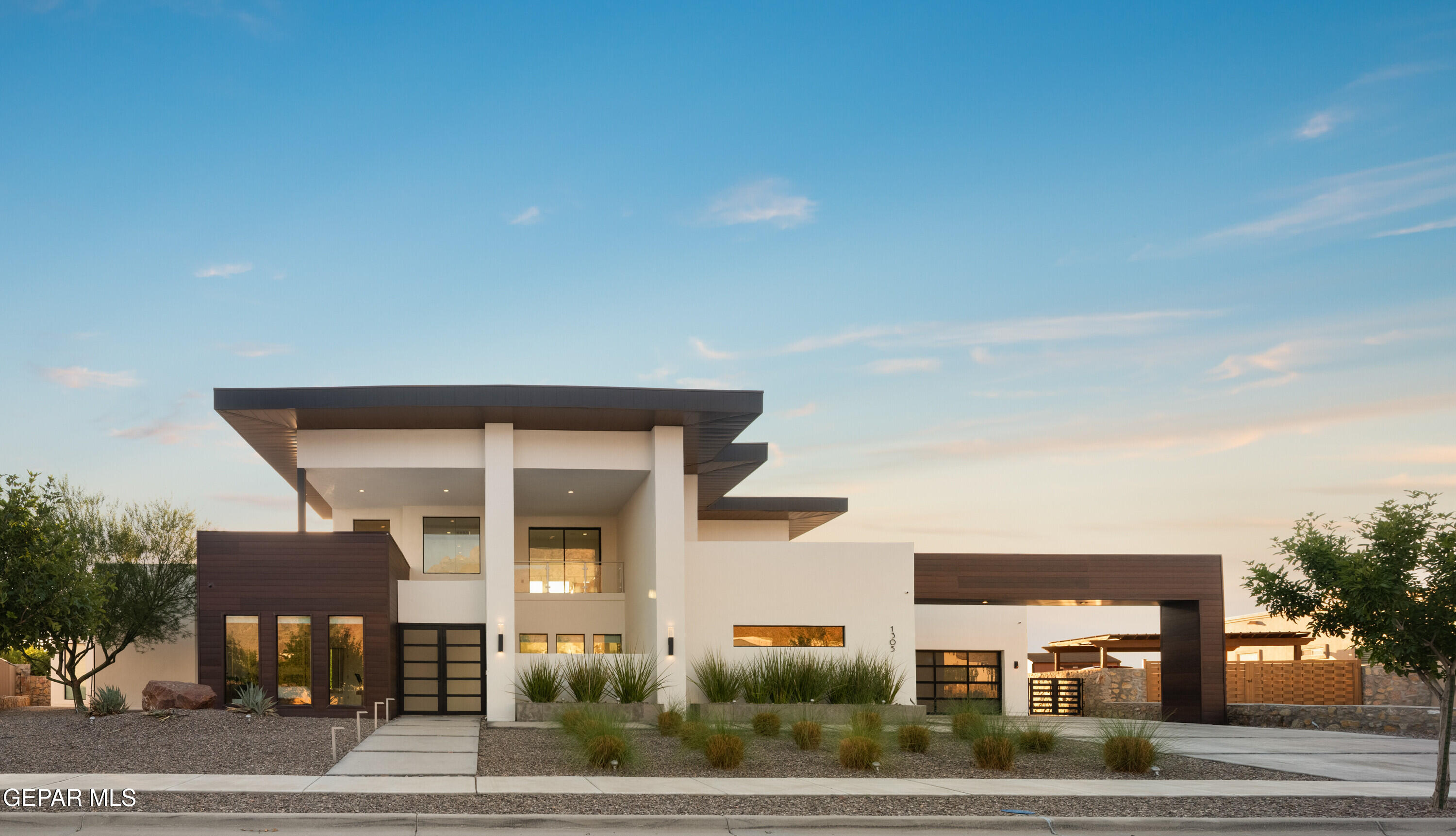 1305 DESERT NIGHT Street, El Paso, TX 79912
