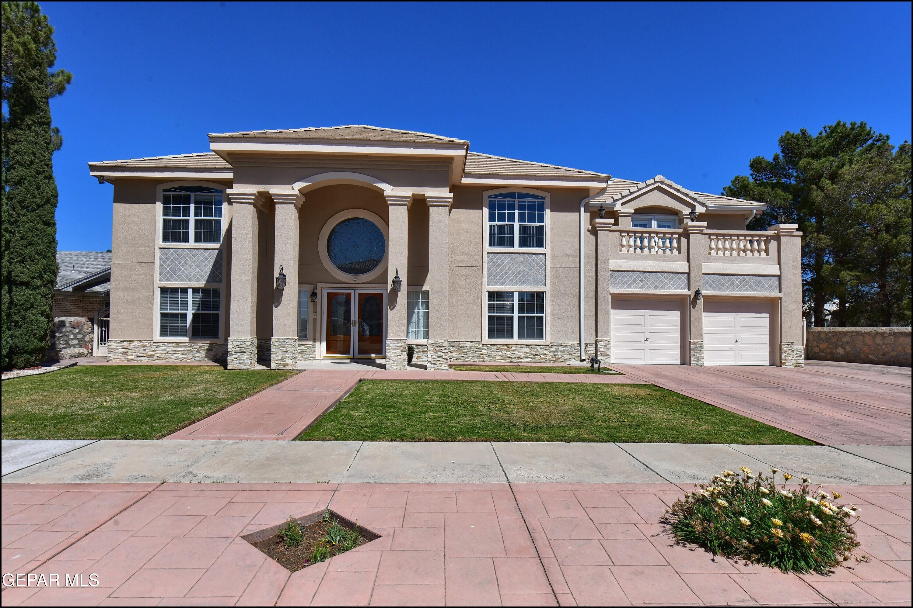 573 BLUFF CANYON Circle, El Paso, TX 79912