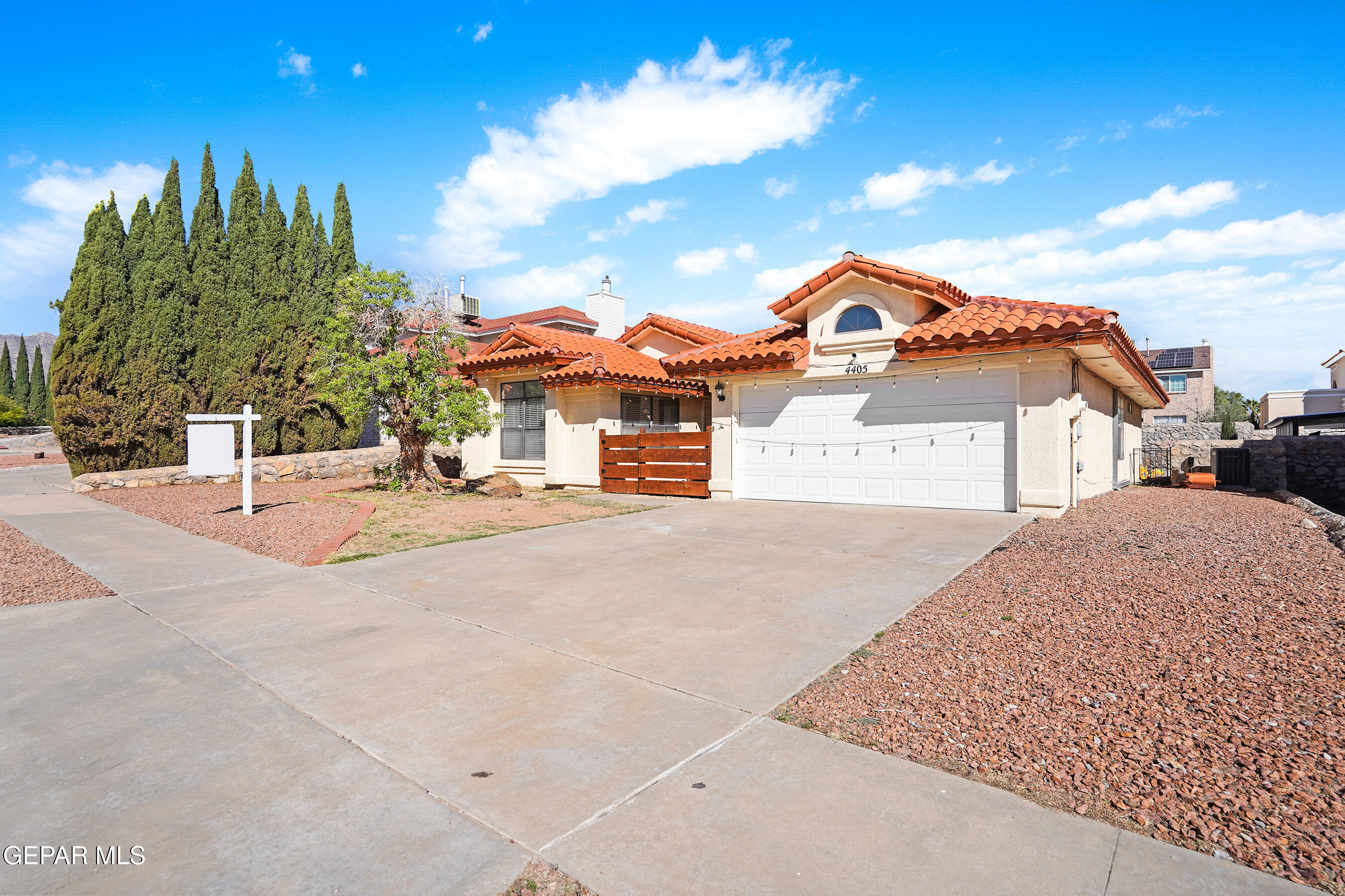 4405 LOMA HERMOSA Drive, El Paso, TX 79934