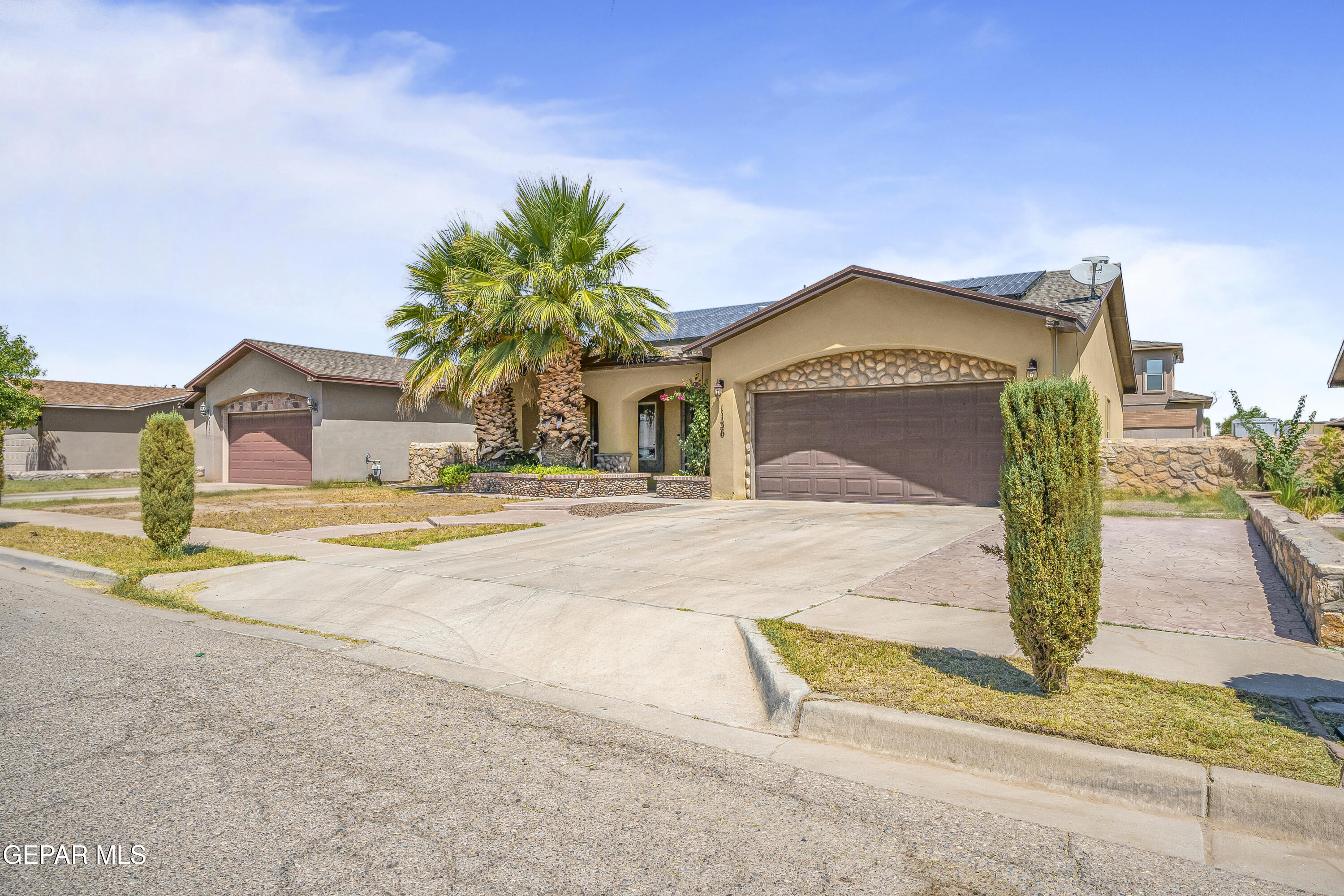 1136 Chris Forbes Circle, Socorro, TX 79927
