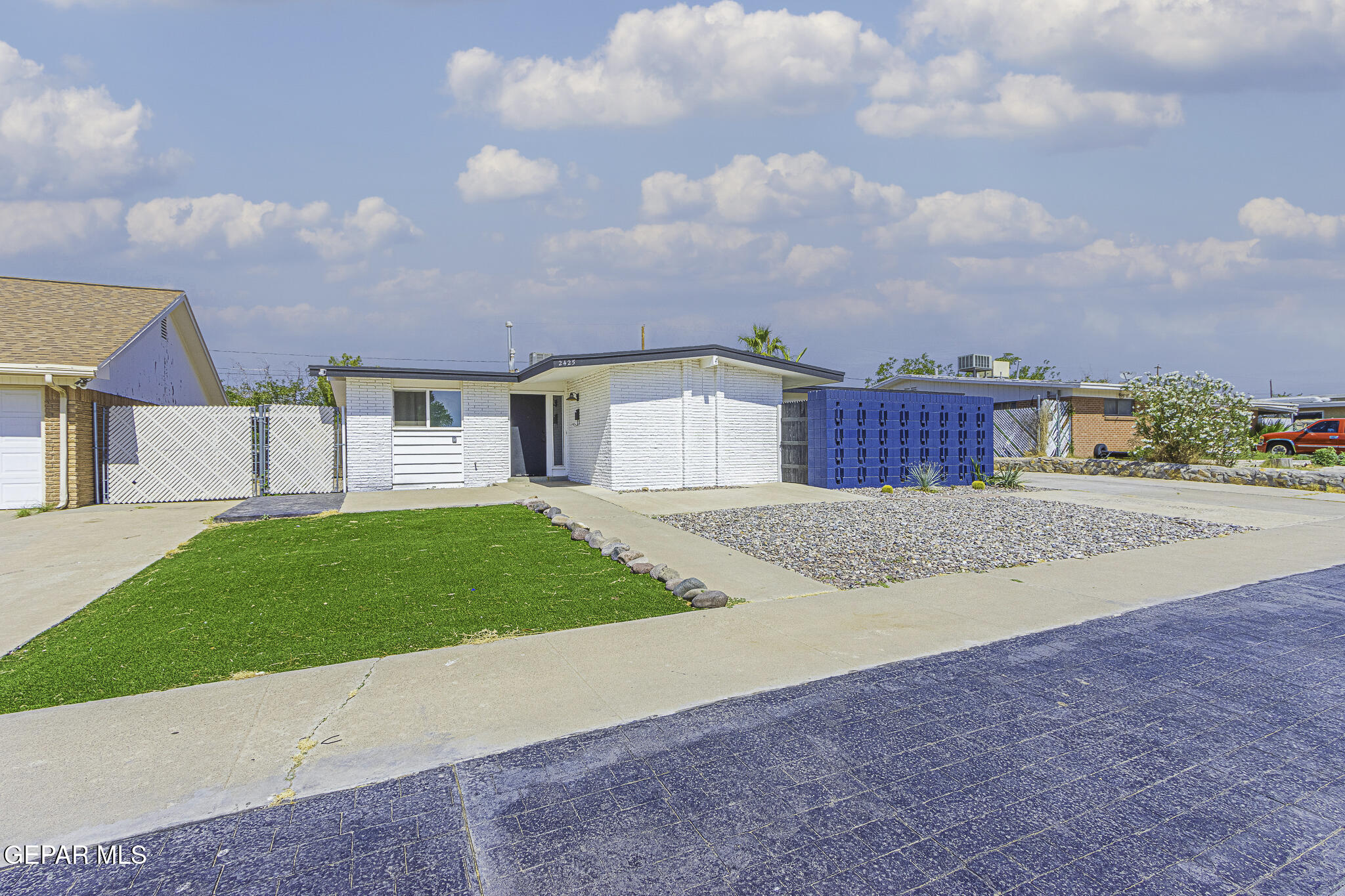 2425 Fir Street Street, El Paso, TX 79925