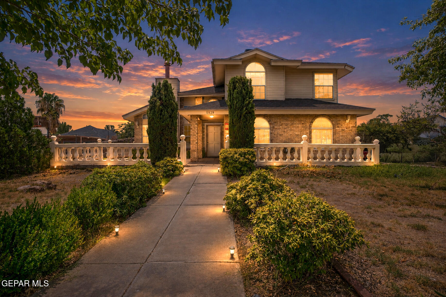 5920 W VALLEY Circle, El Paso, TX 79932