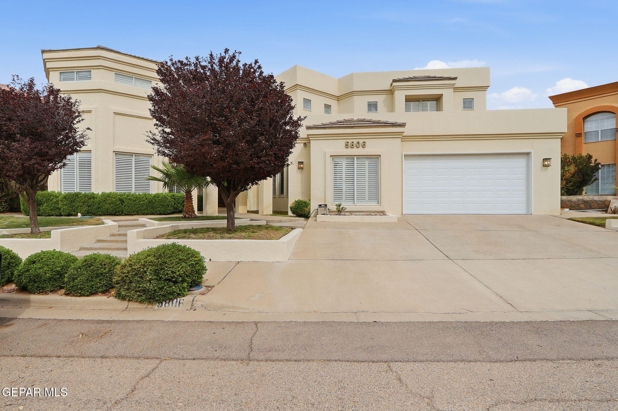 5806 DIAMOND POINT Circle, El Paso, TX 79912
