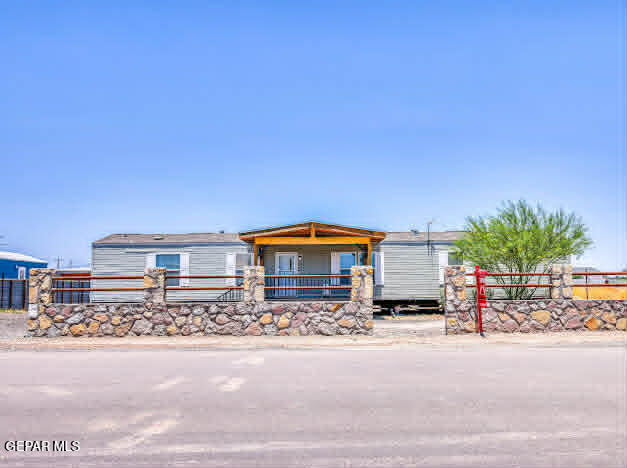 331 VILLA BONITA, Clint, TX 79836