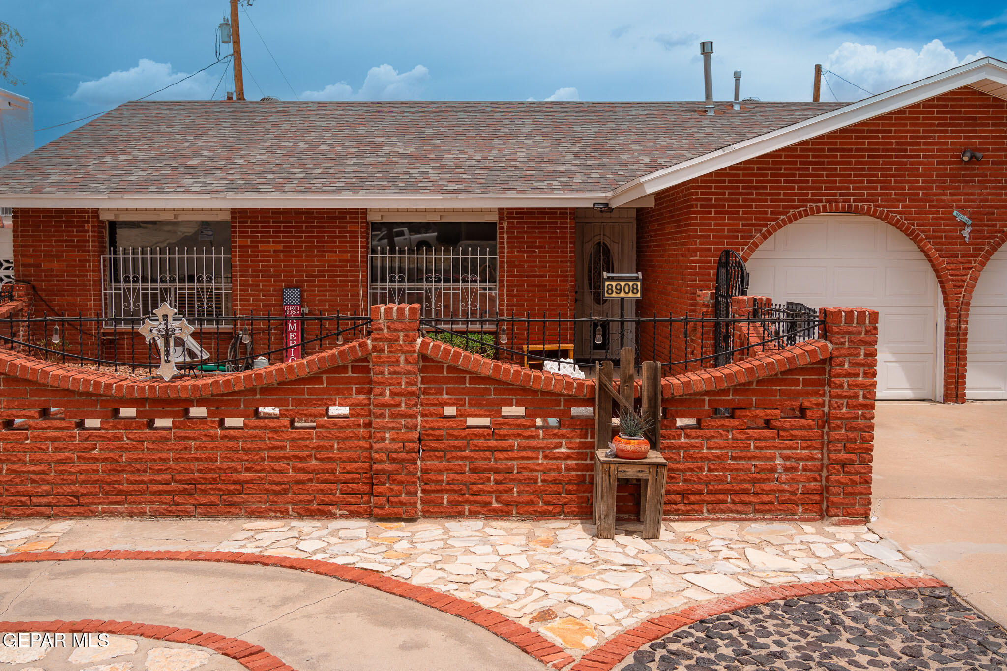 8908 ECHO Street, El Paso, TX 79904