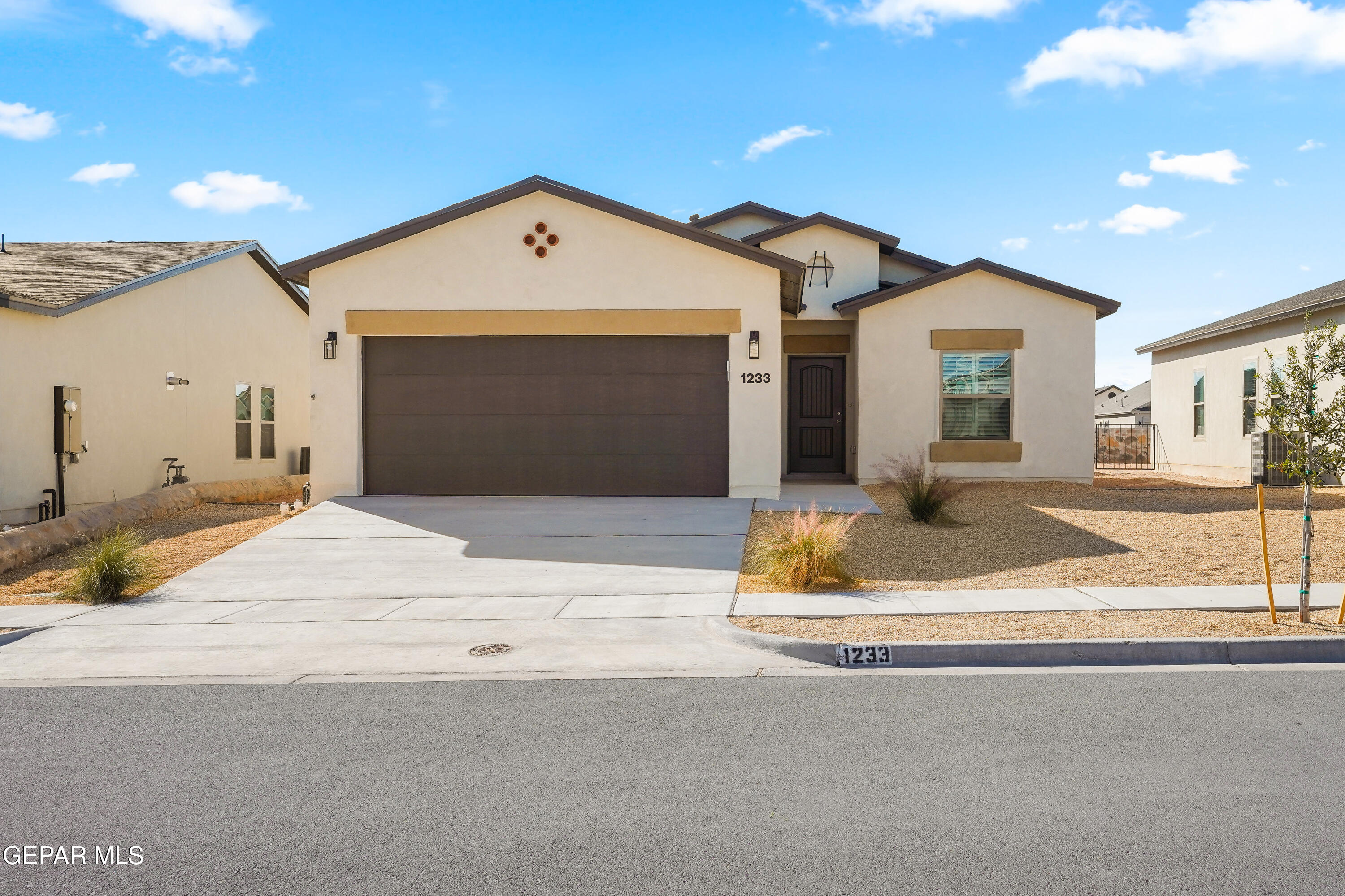 13833 Summer Wave Avenue, El Paso, TX 79928