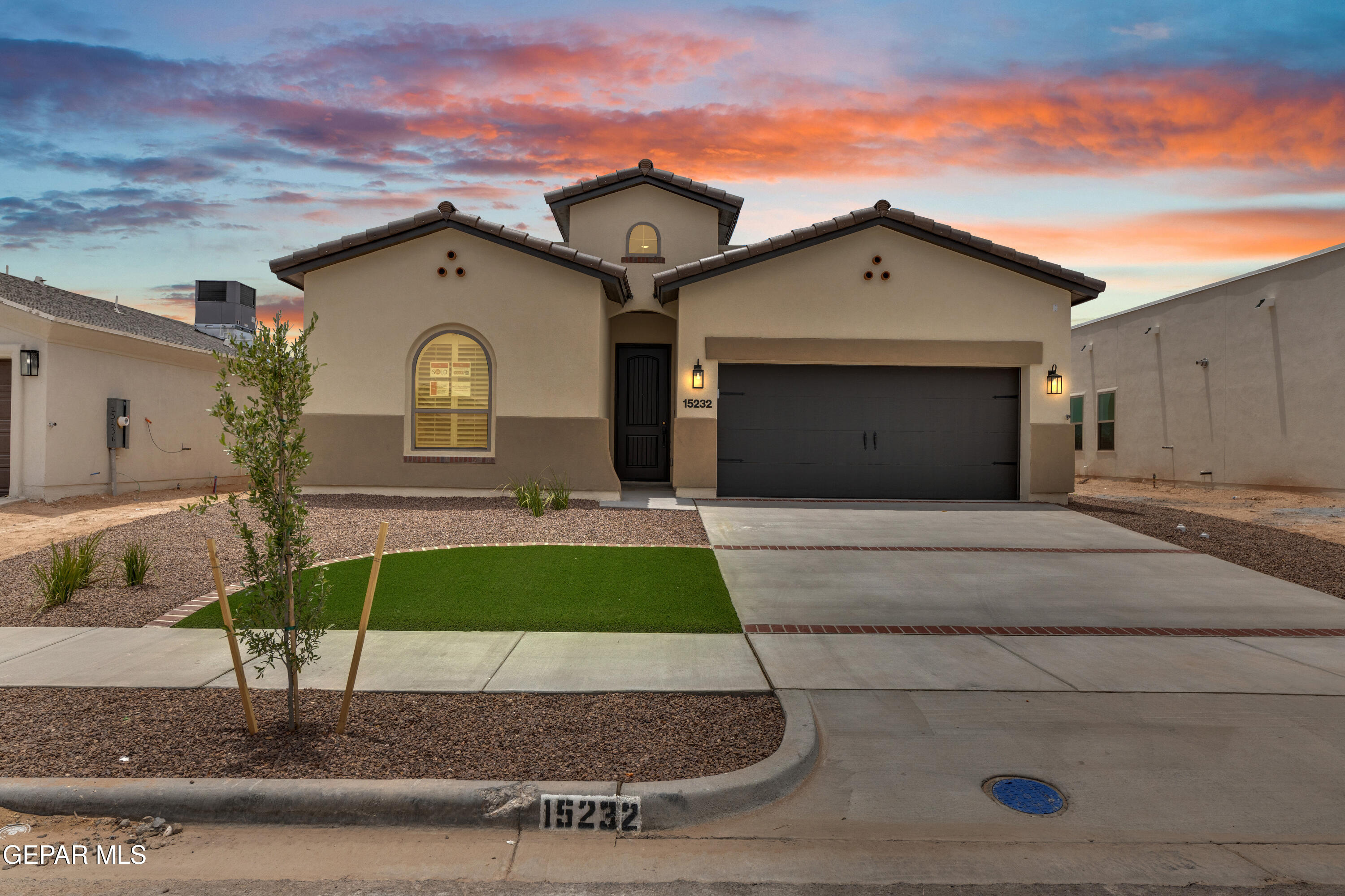 725 Paseo Modesto Drive, Horizon City, TX 79928