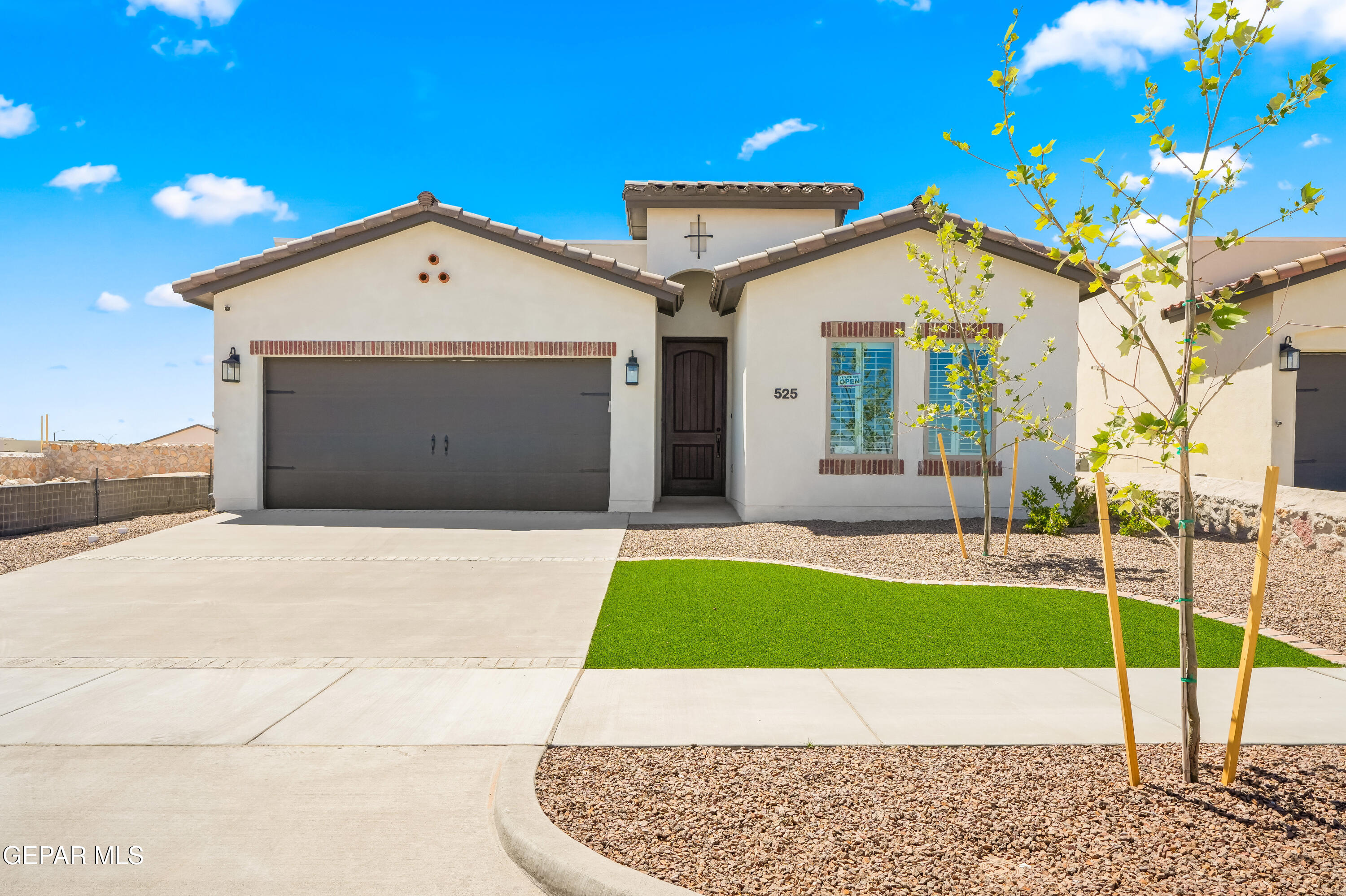 537 Paseo de la Reina Street, El Paso, TX 79928