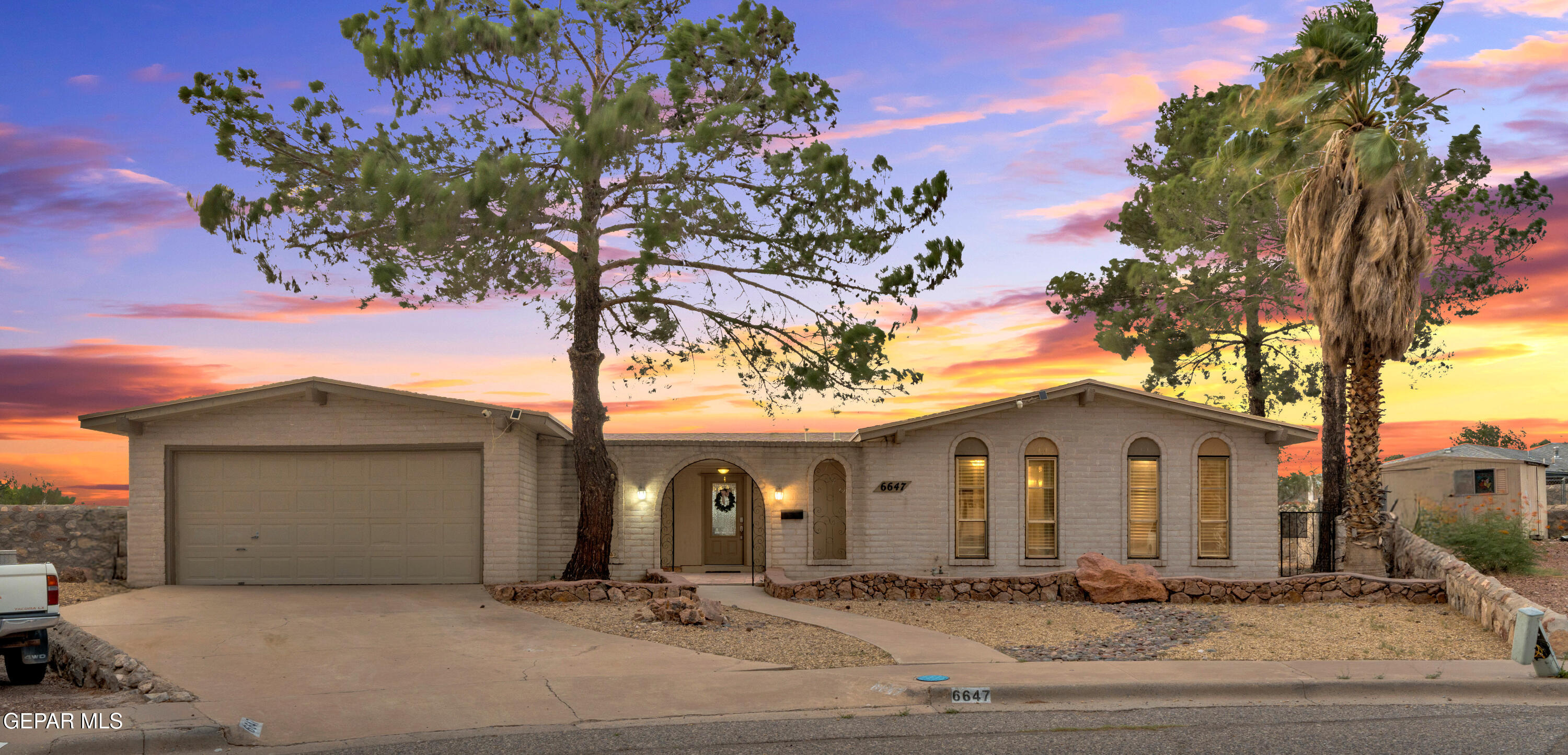 6647 MARIPOSA Drive, El Paso, TX 79912