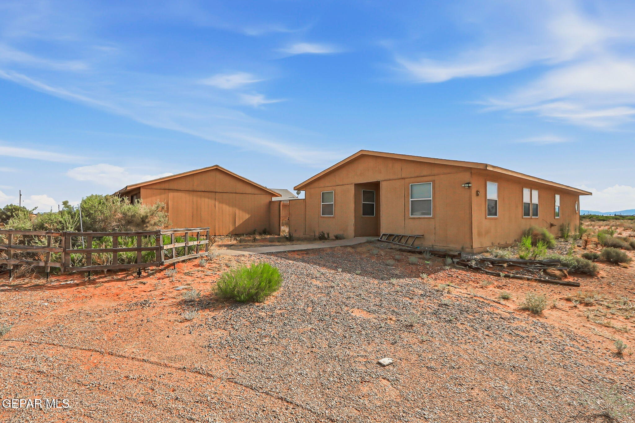 14424 Sam Hawken Road, Clint, TX 79938