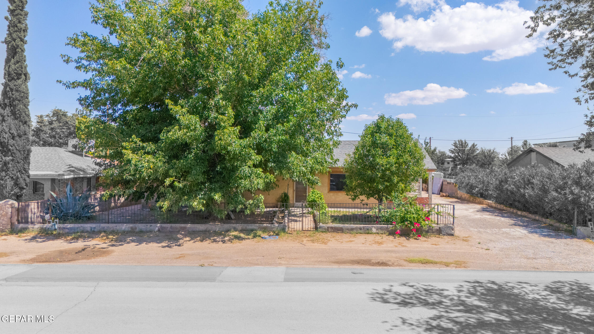 257 N San Elizario Road, Clint, TX 79836