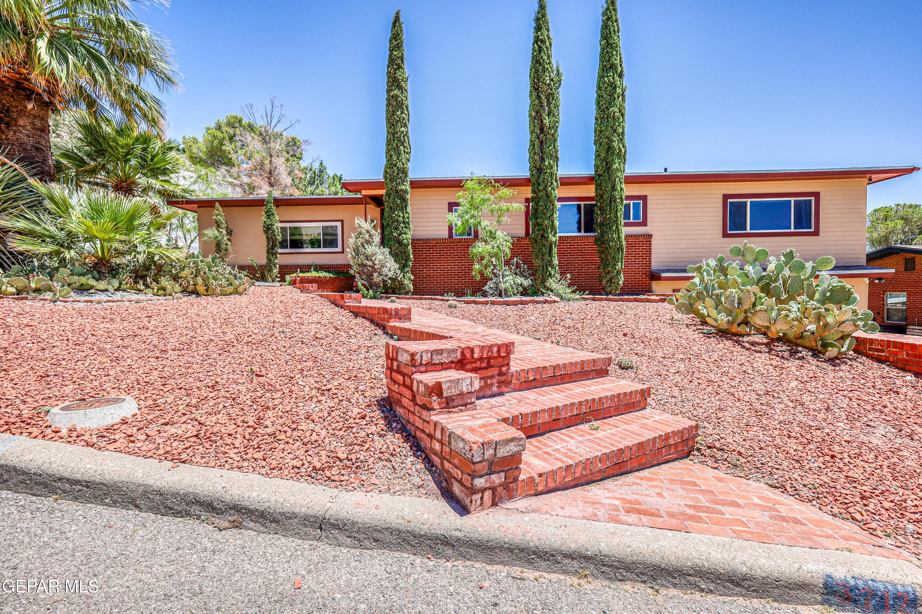 3712 SAN MATEO Lane, El Paso, TX 79902