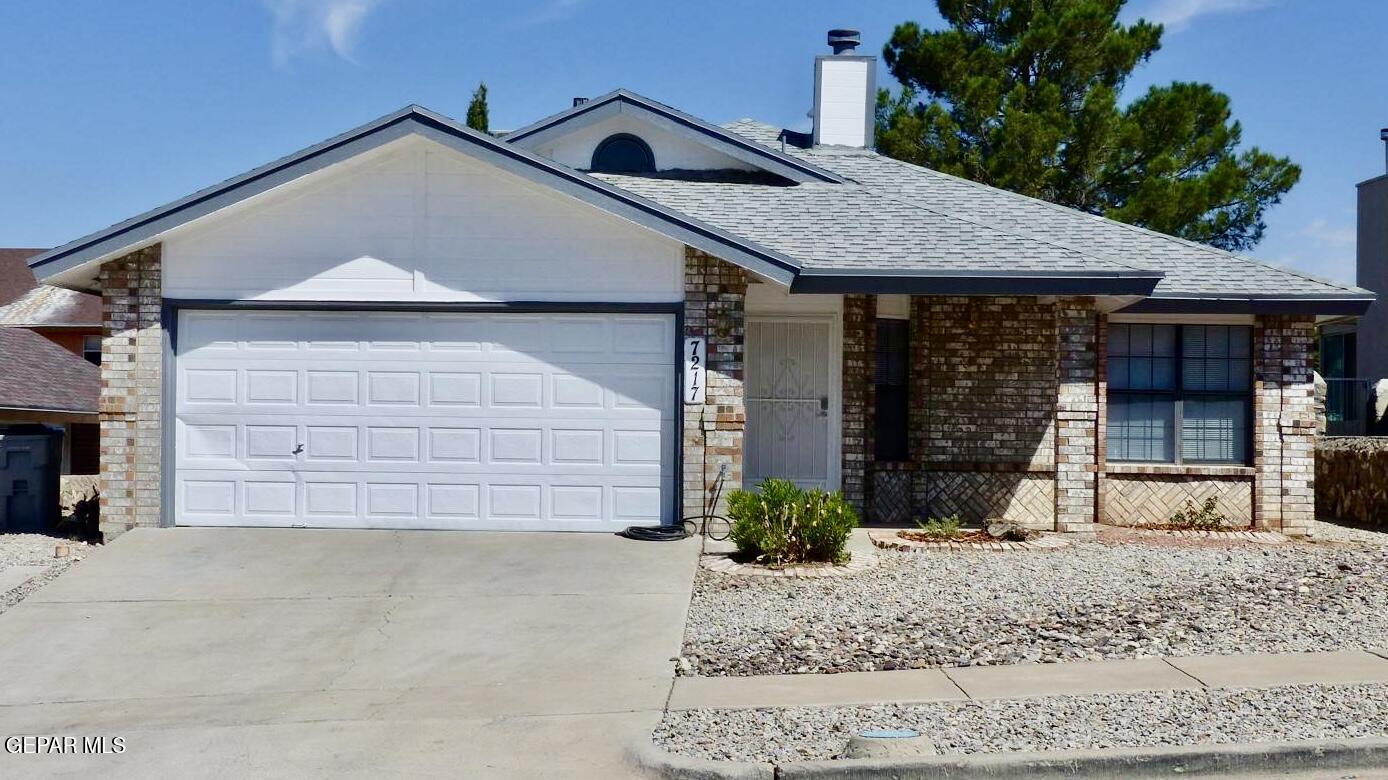 7217 CANYON RUN Drive, El Paso, TX 79912