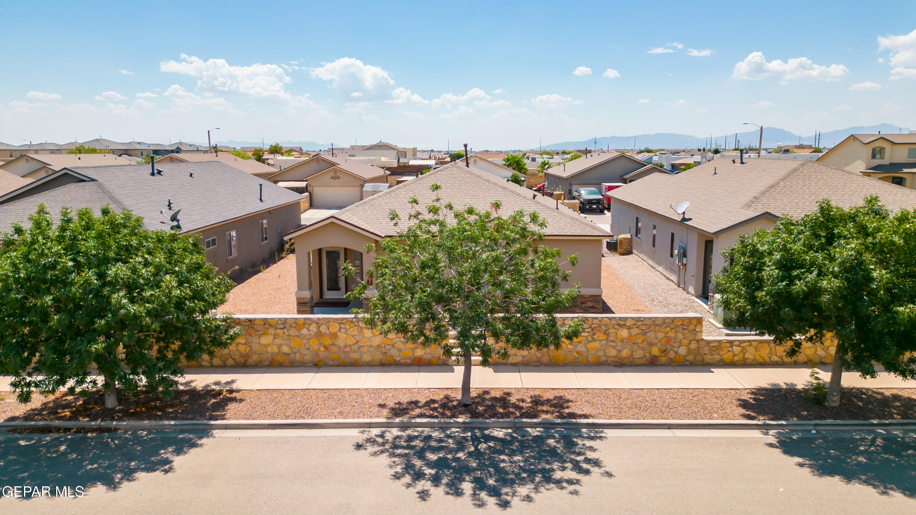 2053 TIM FOSTER Street, El Paso, TX 79938