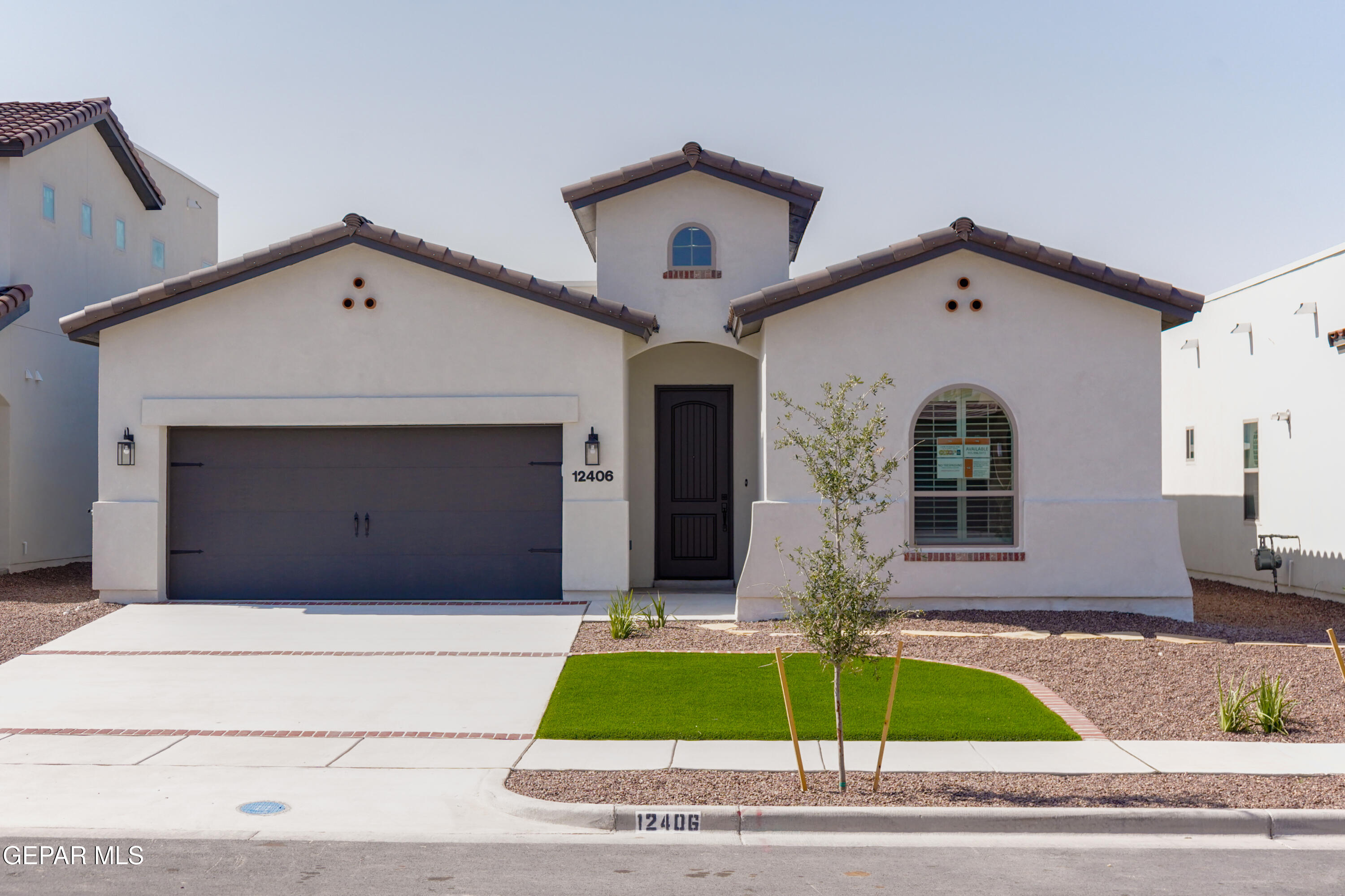 608 Curleaf Court, Horizon City, TX 79928