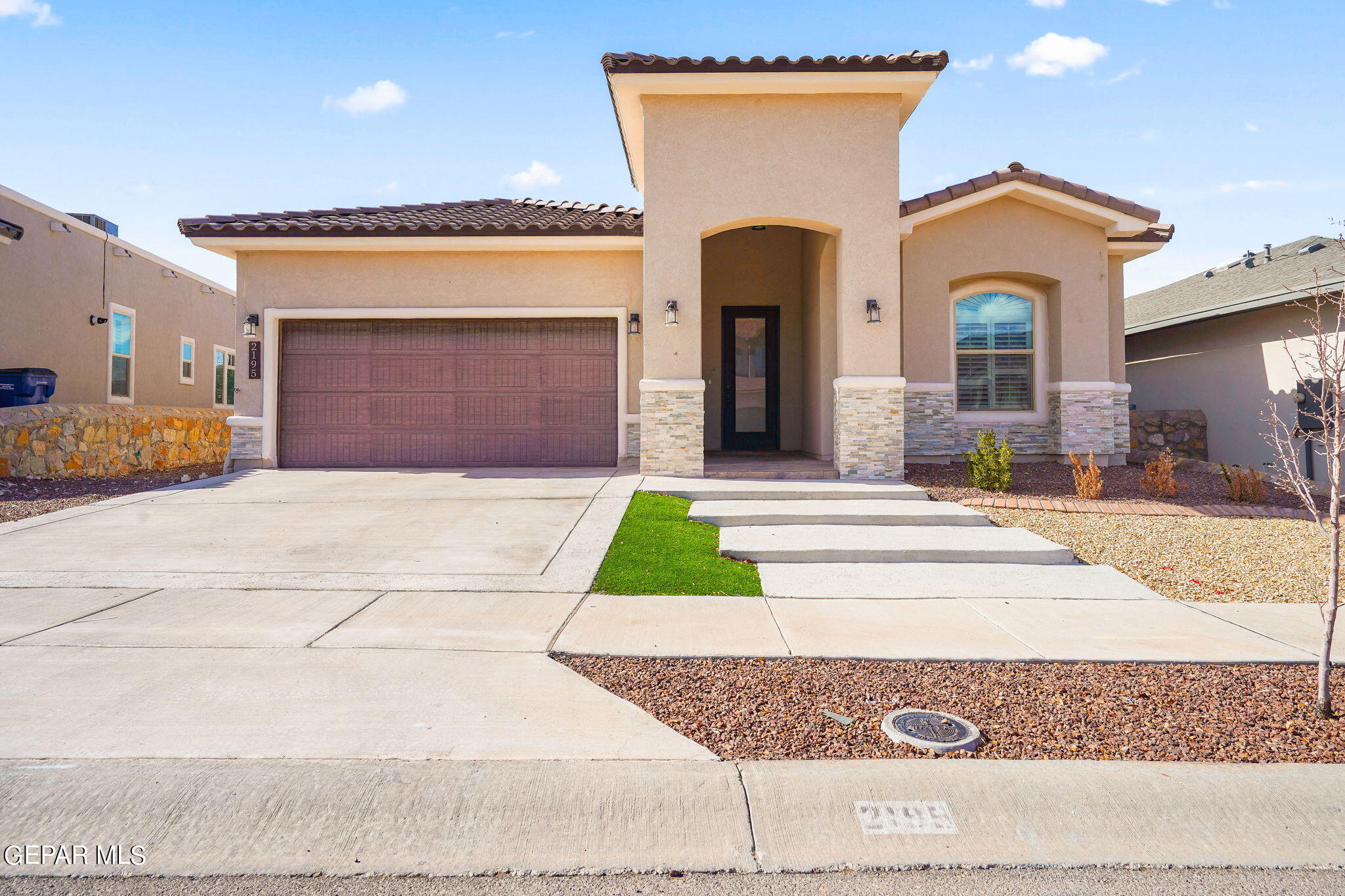 2195 ENCHANTED CREST Drive, El Paso, TX 79911