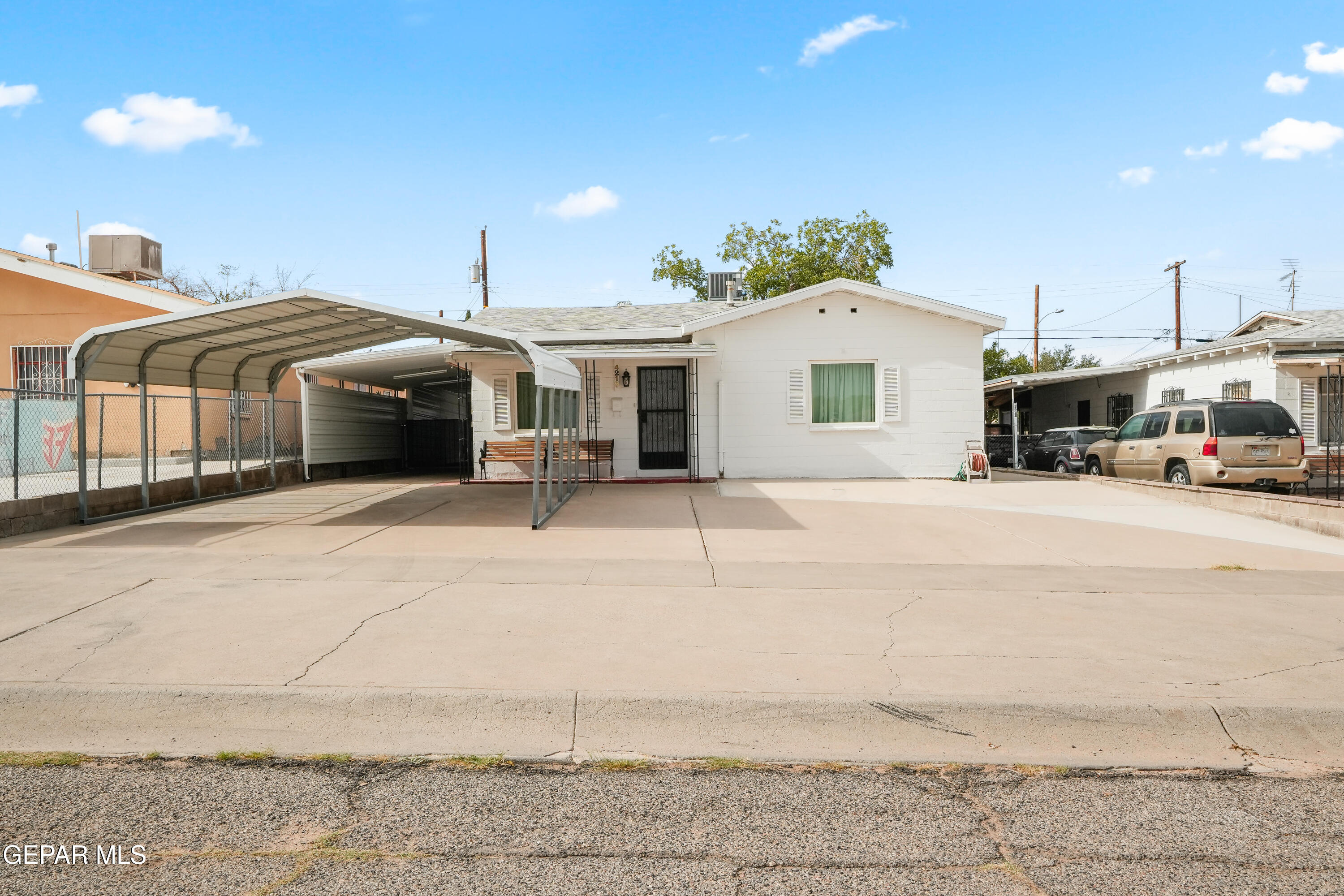 4215 KEMP Avenue, El Paso, TX 79904