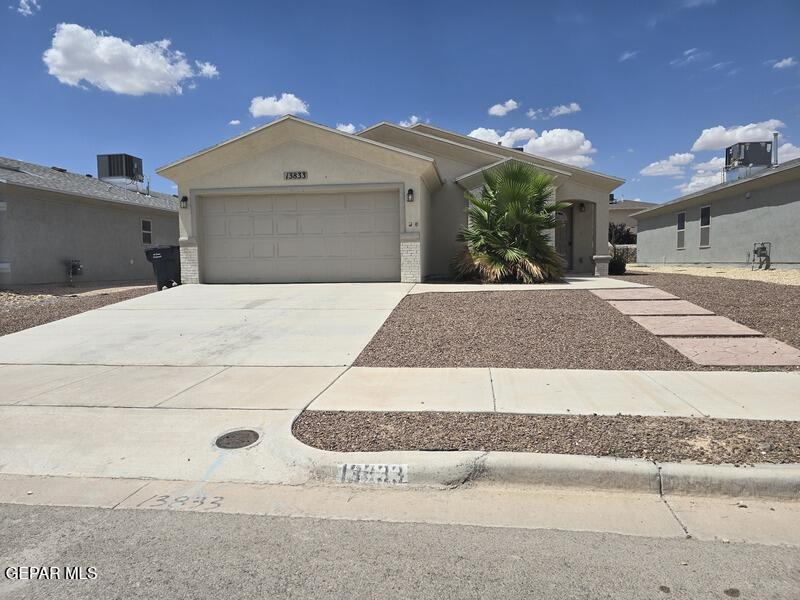 13833 Flora Vista Avenue, Horizon City, TX 79928