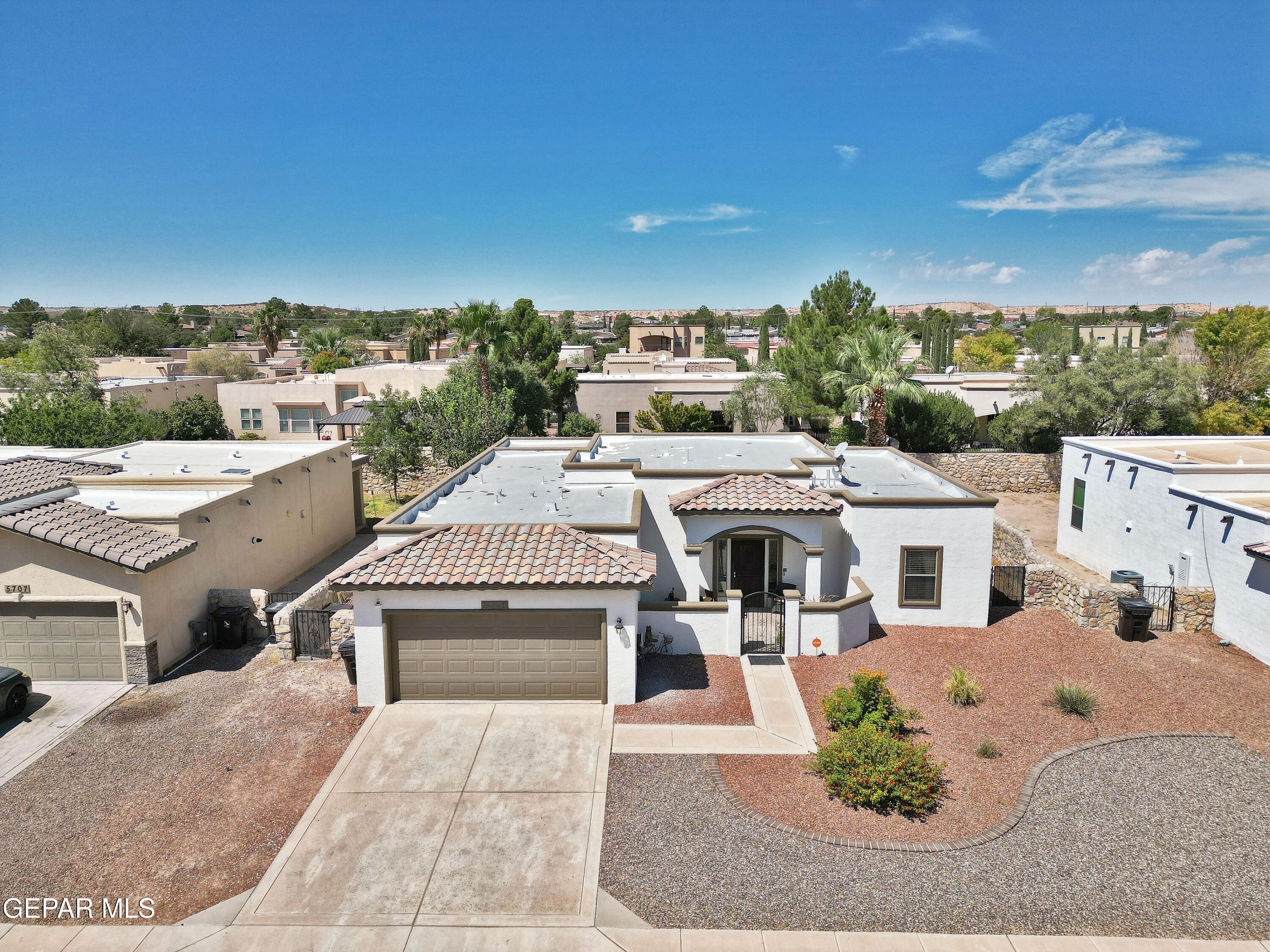 5709 Wales Drive, Santa Teresa, NM 88008