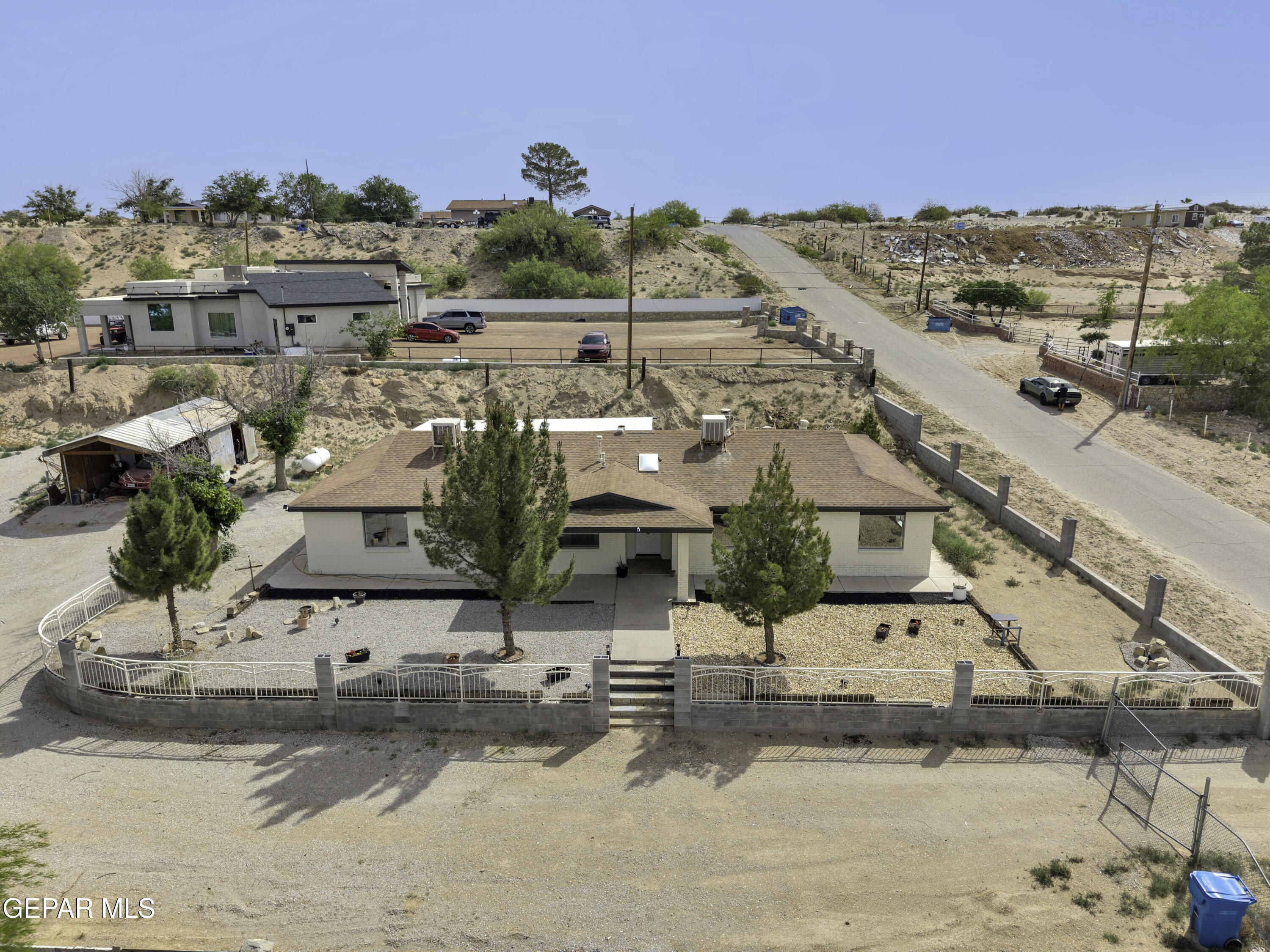 943 Quail Mesa Drive, Socorro, TX 79927