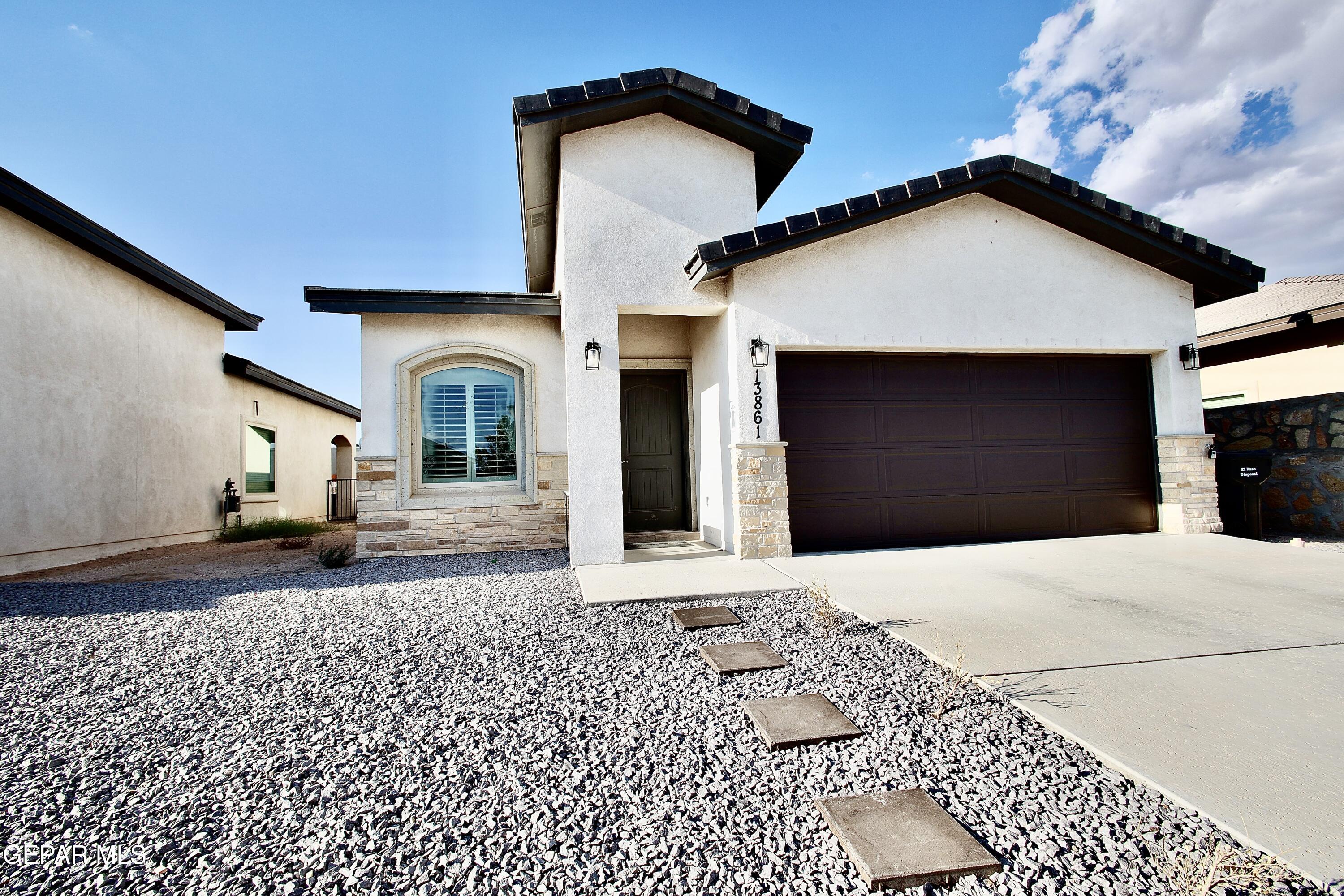 13861 Paseo De La Luna Avenue, Horizon City, TX 79928