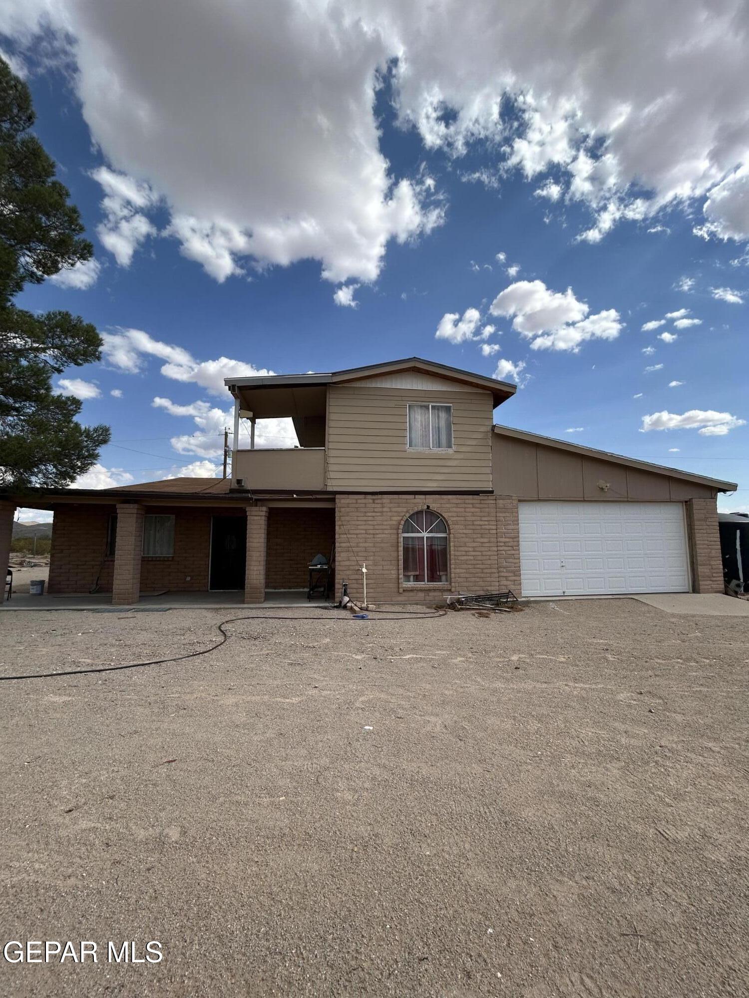 17440 ENGLISH Avenue, El Paso, TX 79938