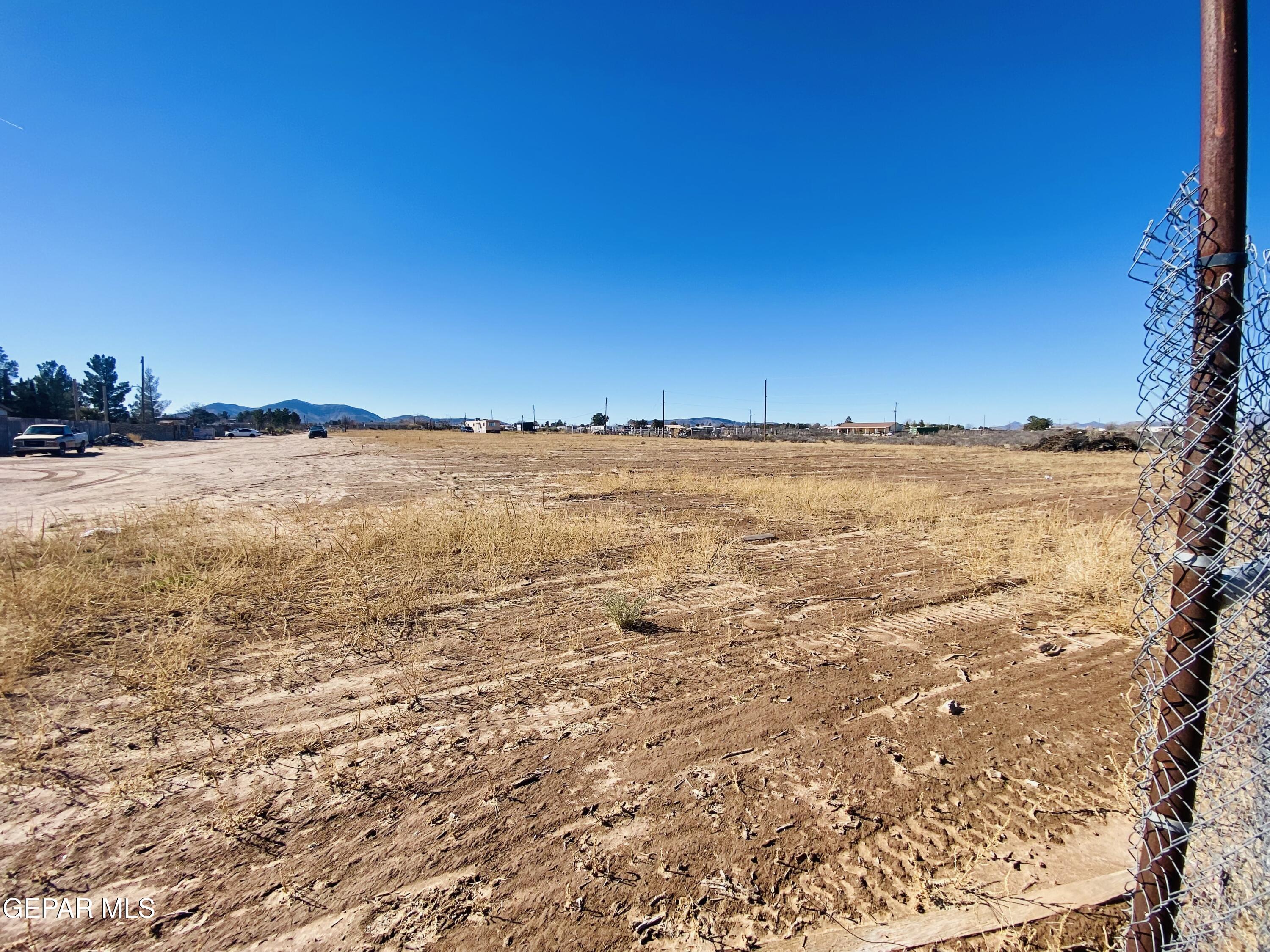 2060 Green Tree Loop, Chaparral, NM 88081
