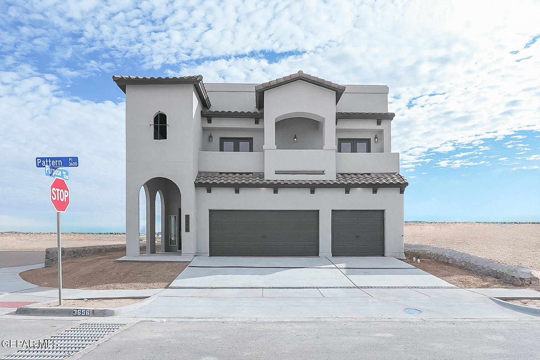 104 Peregrino Trail, Santa Teresa, NM 88008