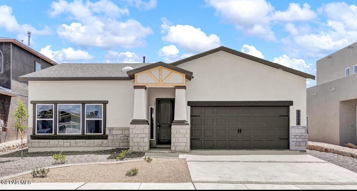 103 Billie Estelle Trail, Santa Teresa, NM 88008