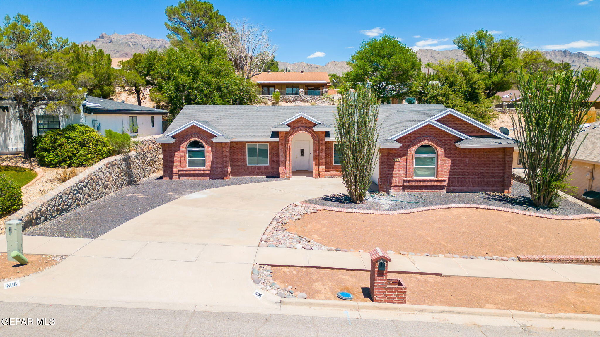 608 EL GUSTO Drive, El Paso, TX 79912