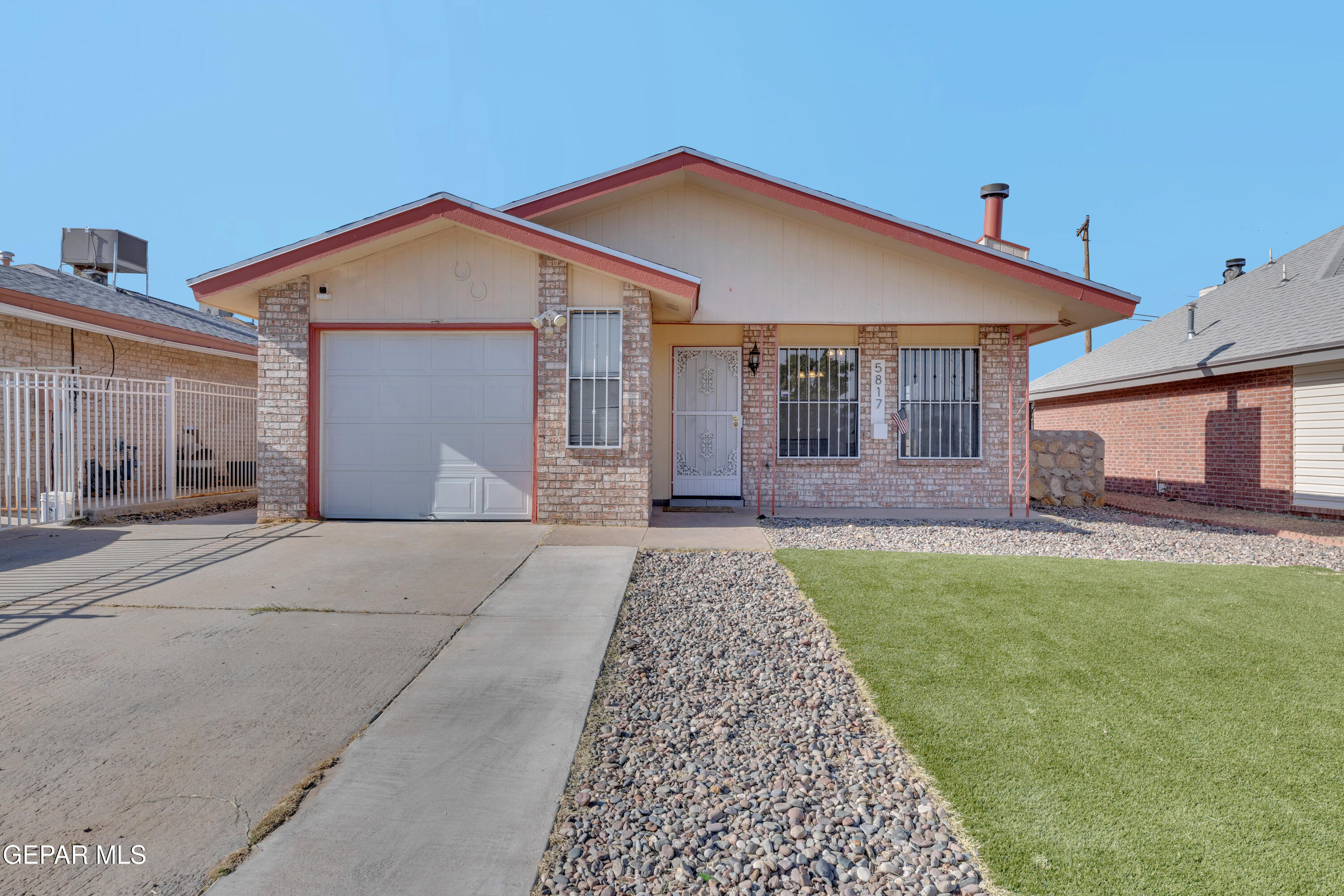 5817 CHIPPENDALE Avenue, El Paso, TX 79934