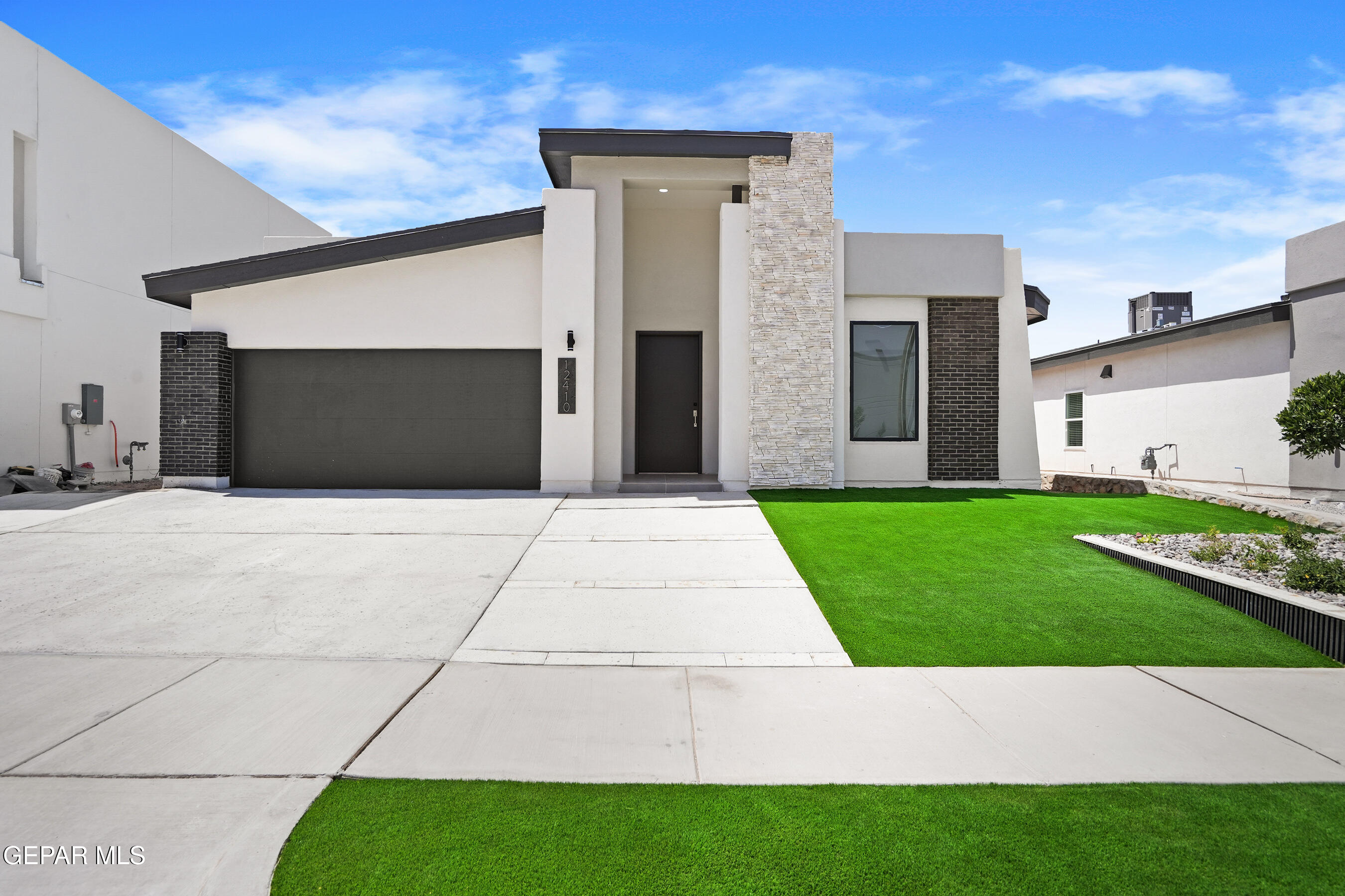 12410 FILL BALL Street, El Paso, TX 79928