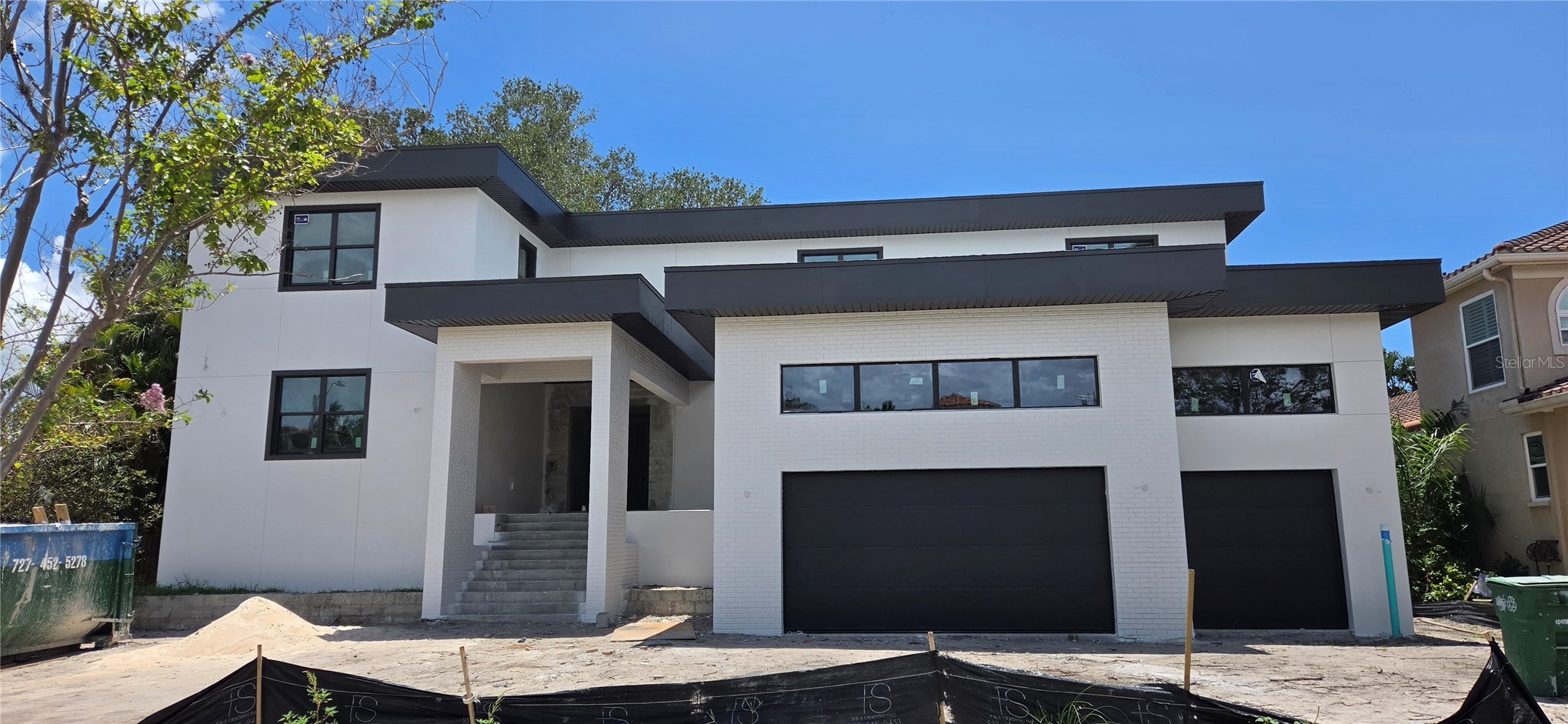 52 ALBEMARLE AVENUE