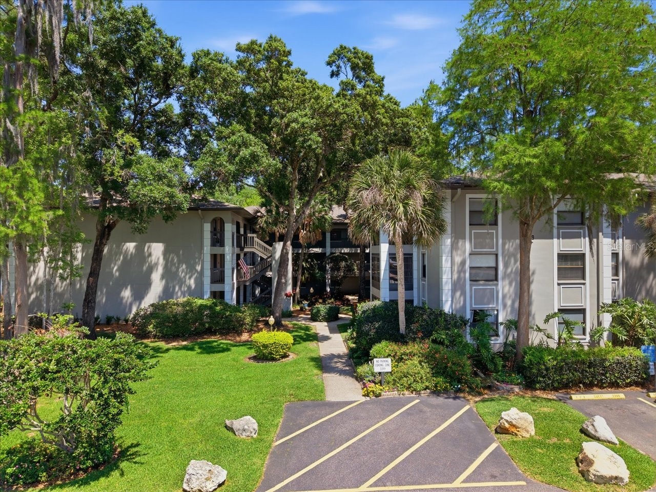 3399 MERMOOR DRIVE 101