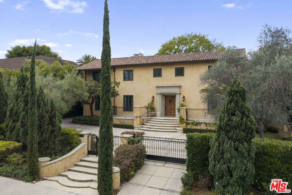 305 S June Street