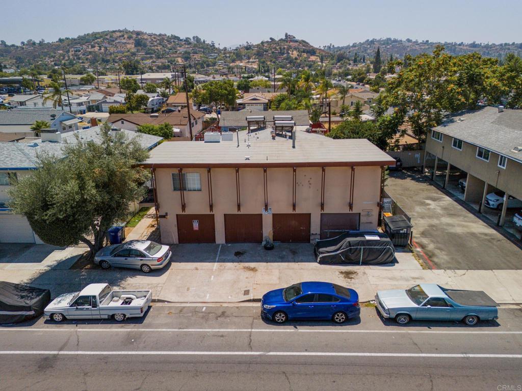 1109 E Lexington