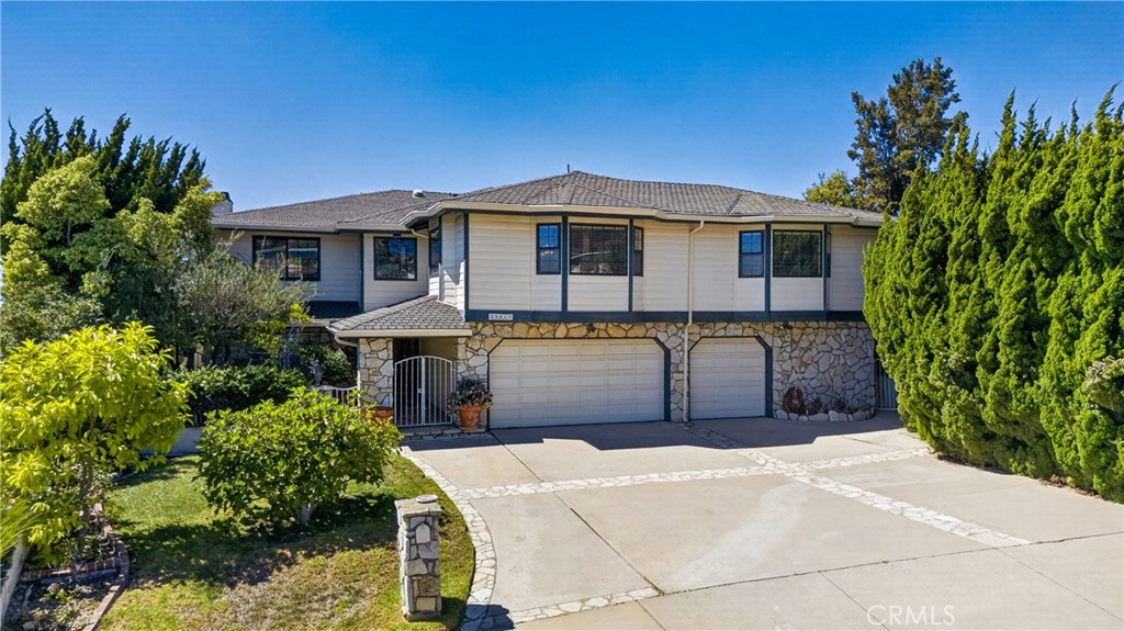 28917 Scotsview Drive