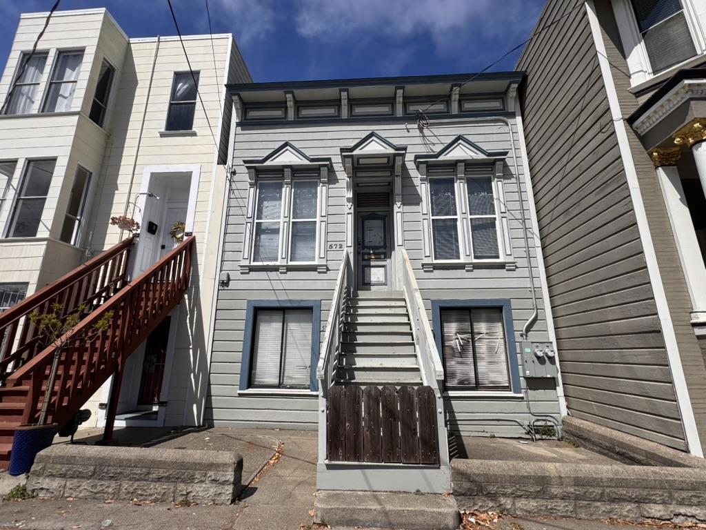 572 San Jose Avenue