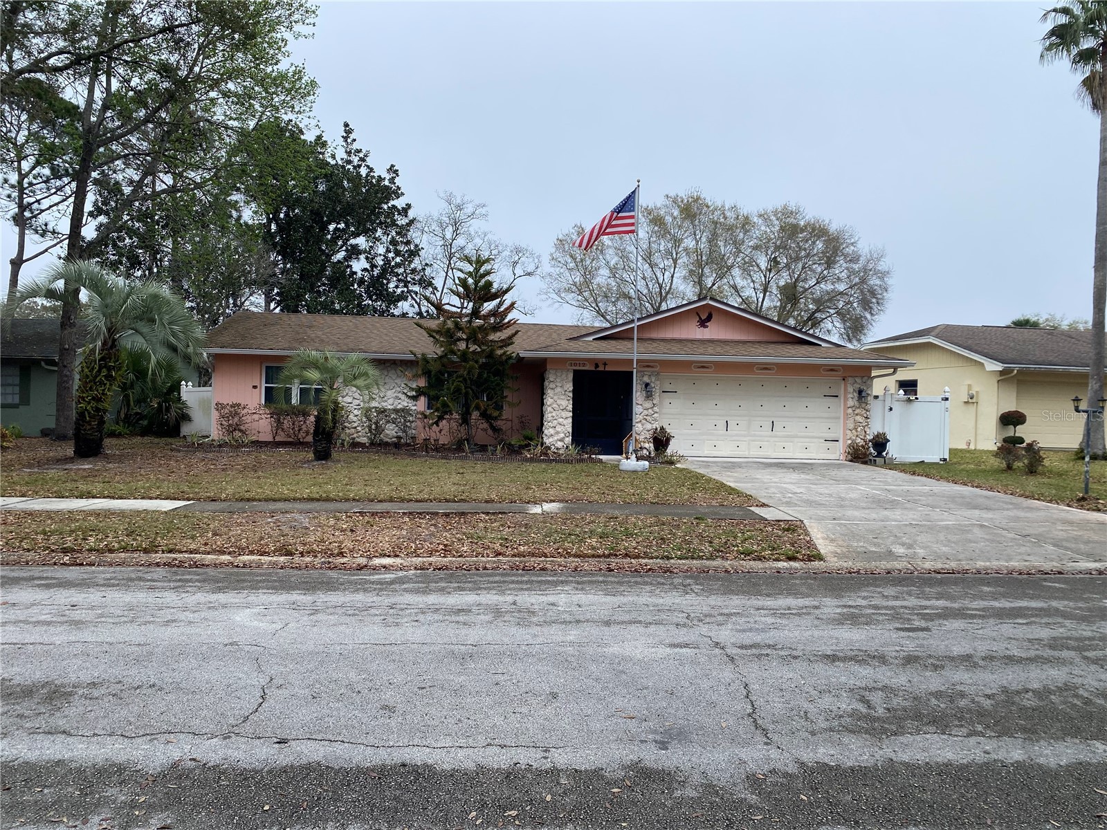 1012 FOREST CIRCLE