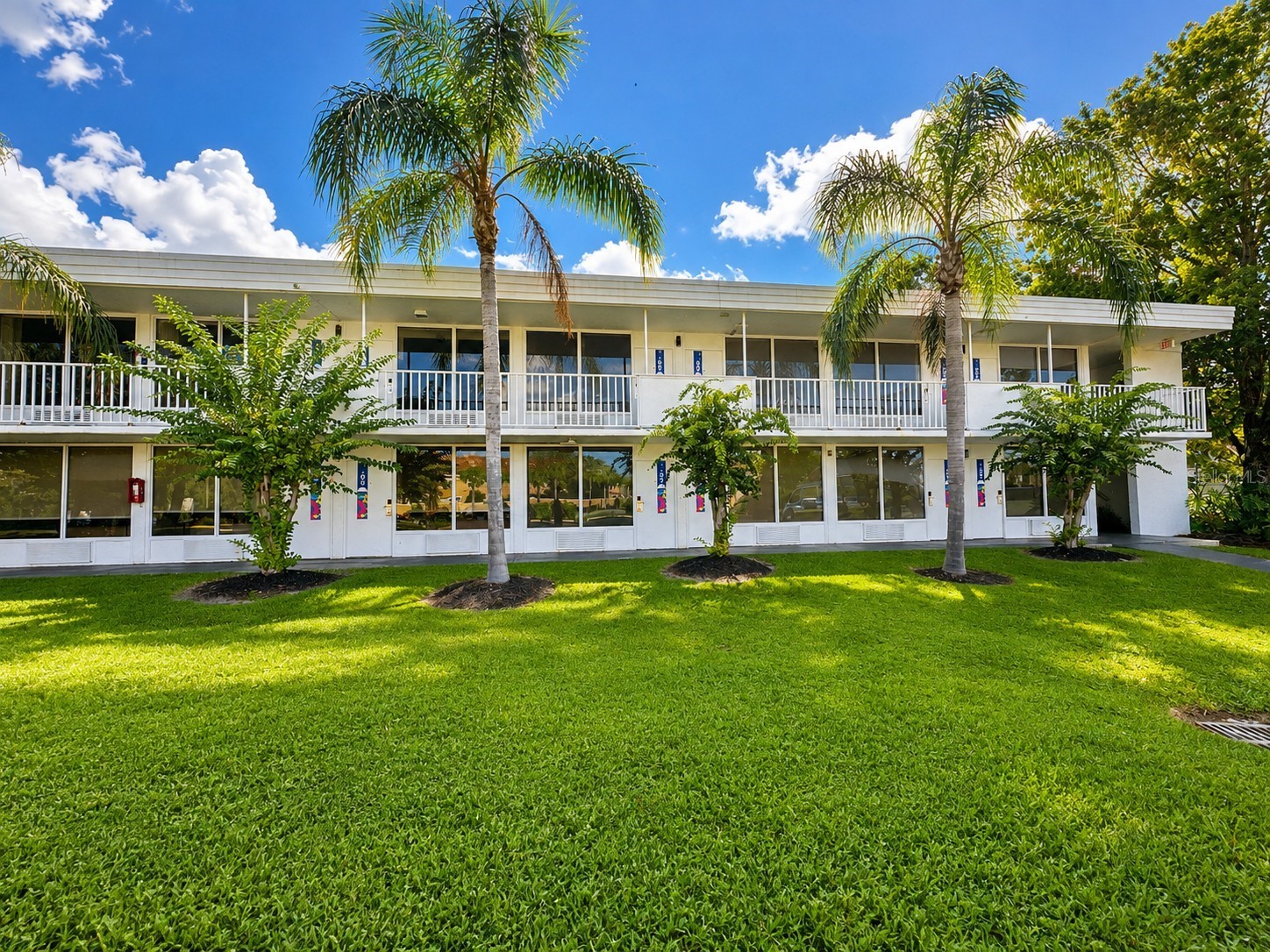 2930 POLYNESIAN ISLE BOULEVARD 107